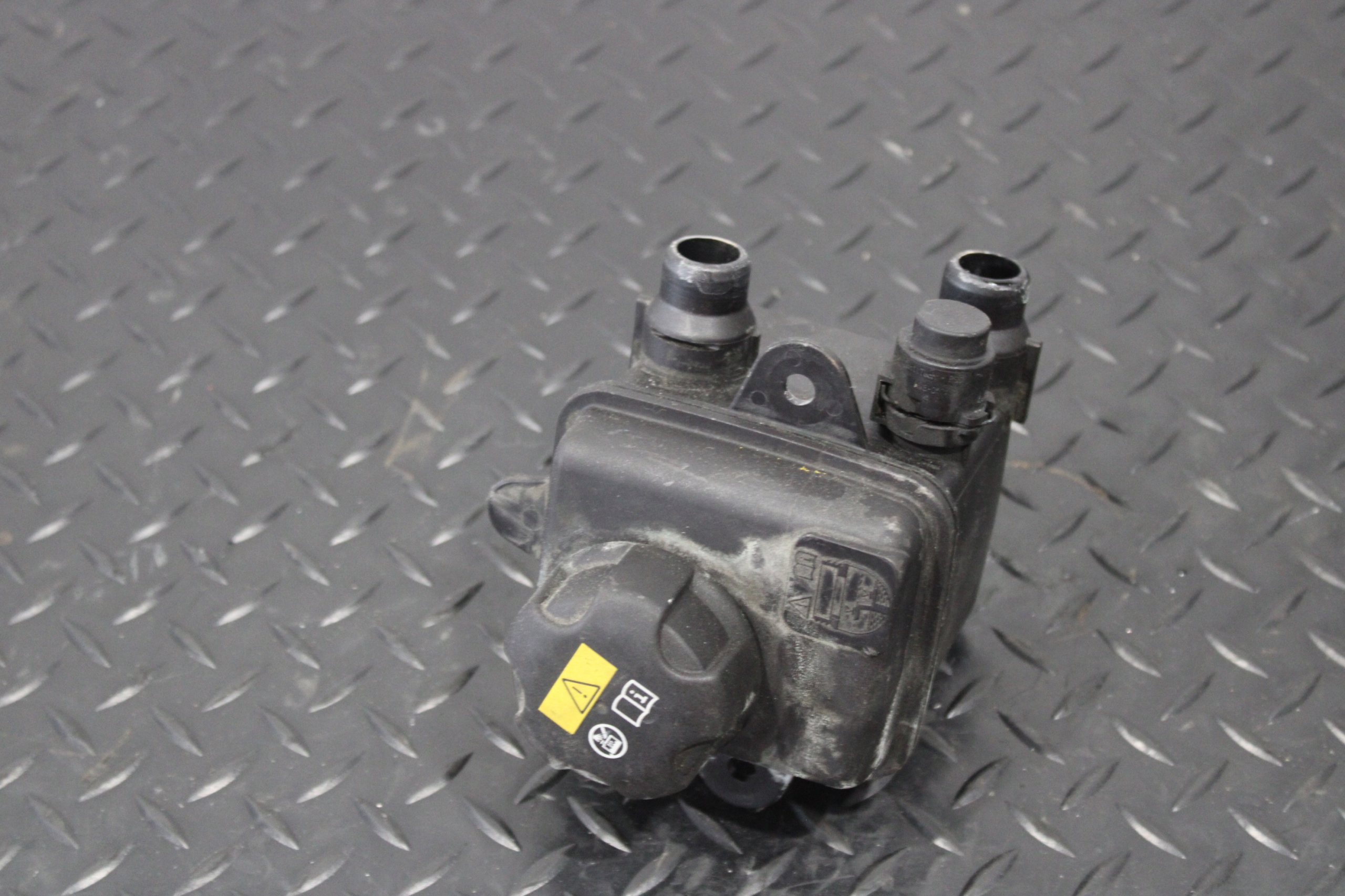 RÉSERVOIR EAU BMW I3 L01 9327150
