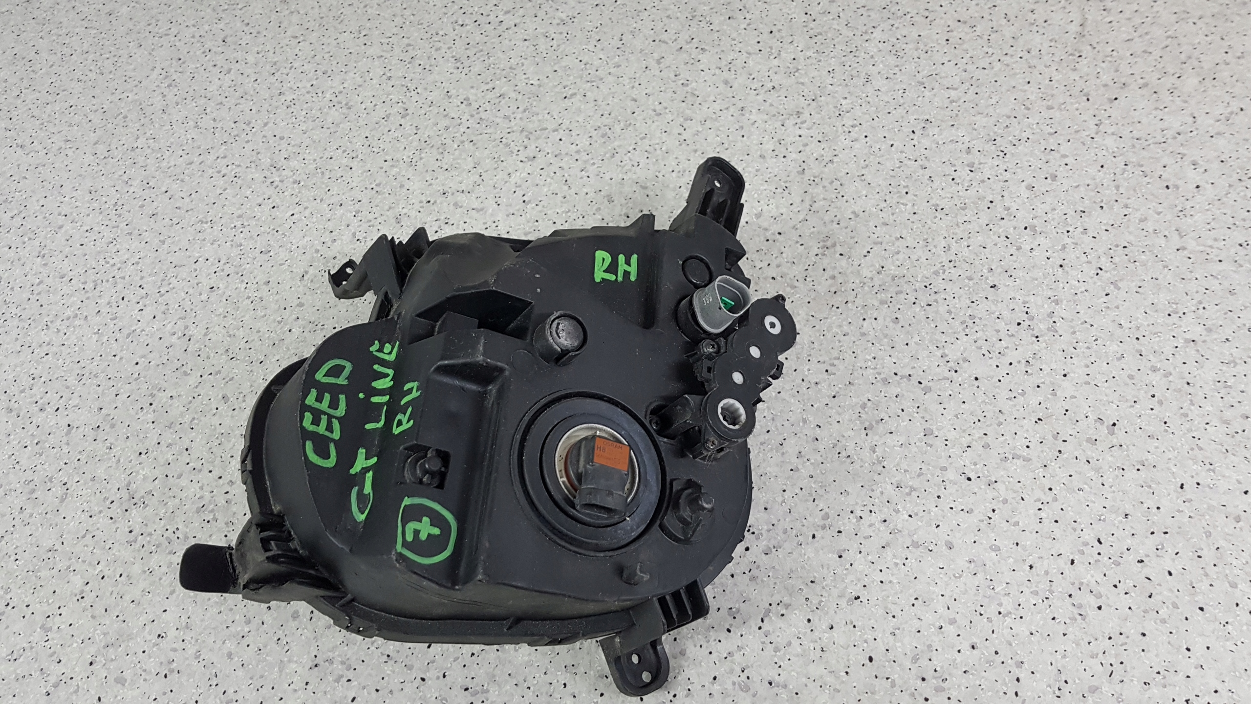 KIA CEED GT LINE LED DRL right D 8894