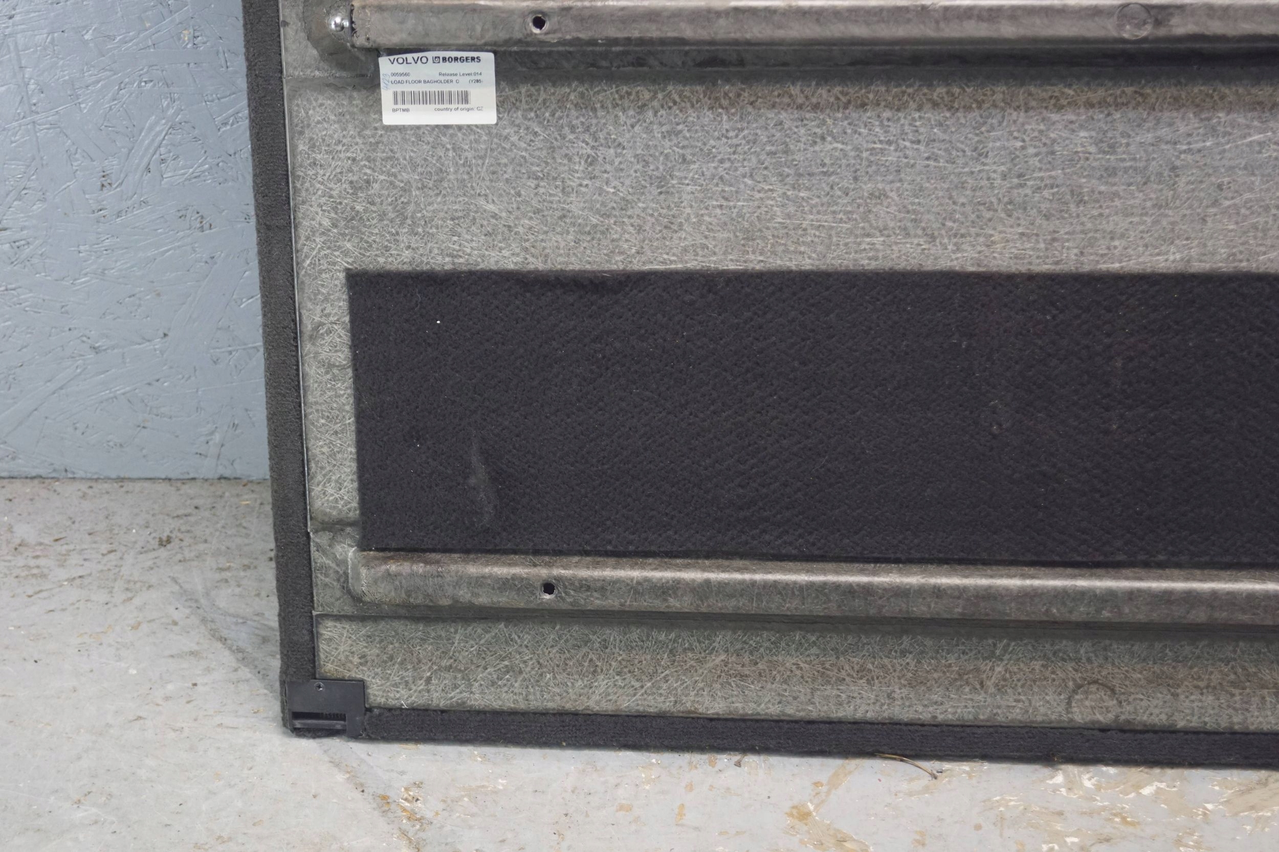 volvo XC60 XC70 II багажника 30671464