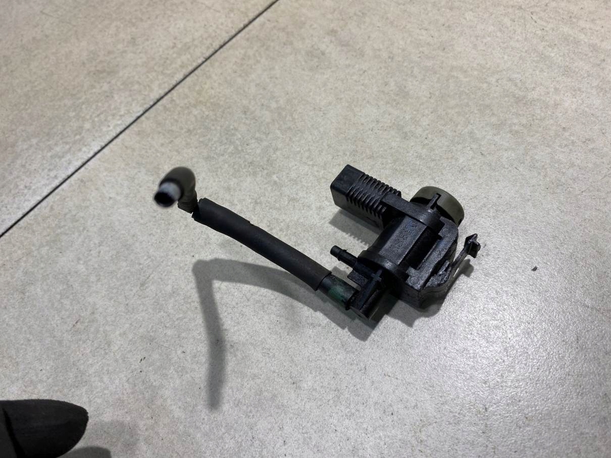 Sensor Unterdruck AUDI Q7 4L 3.0 TDI 1K0906283A
