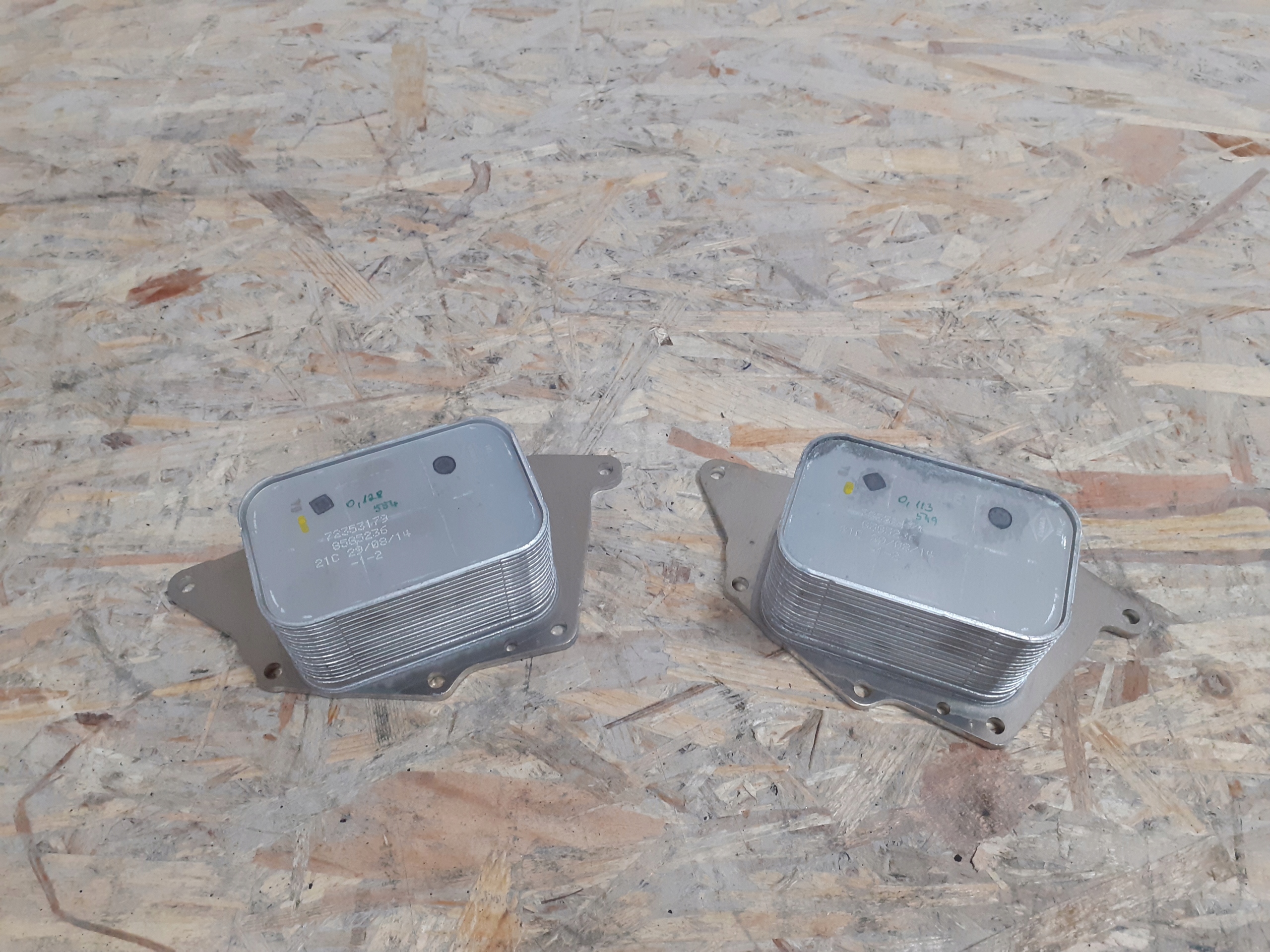 BMW MINI F56 F45 F48 MINI CHŁODNICA OLEJU NOWA OE 72353179 za 250 zł z ...