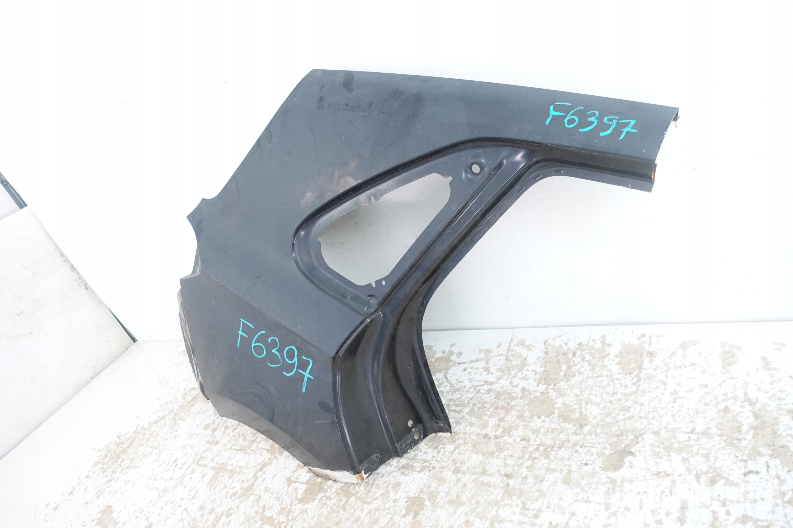 HYUNDAI I30 III HB 2017- side fender threshold right rear part