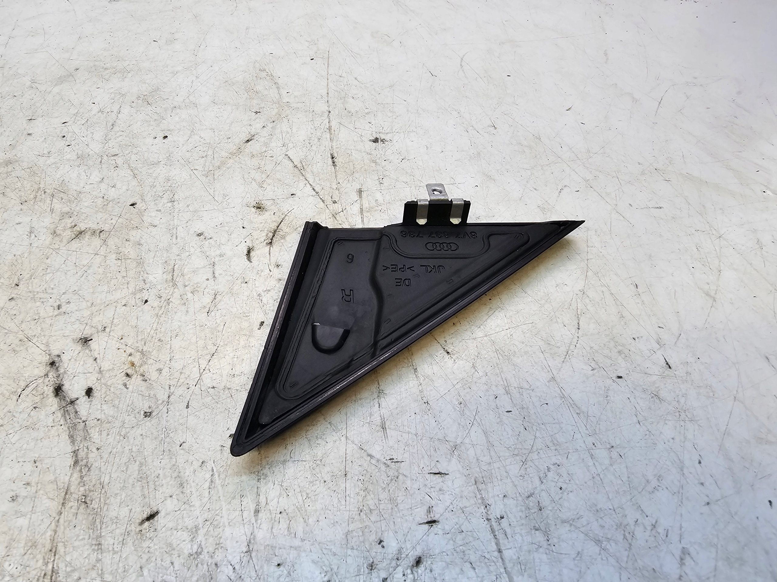 cap triangle door right front AUDI A3 8V CABRIO 8V7837736