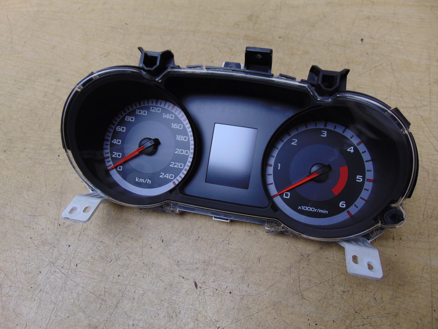 спидометр mitsubishi oe 8100-A115