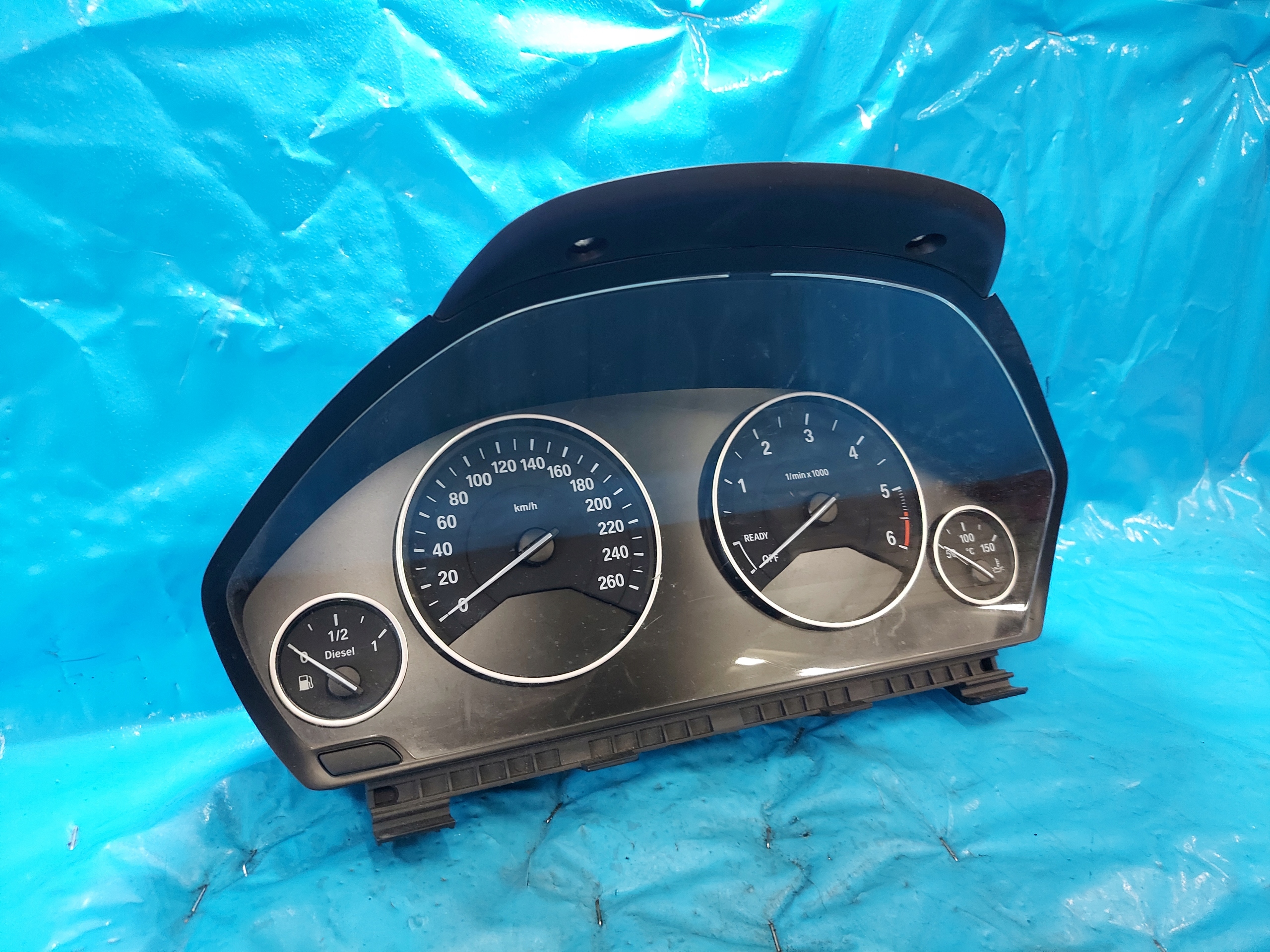 dials clock BMW F30 F31 DIESEL START STOP 9232895