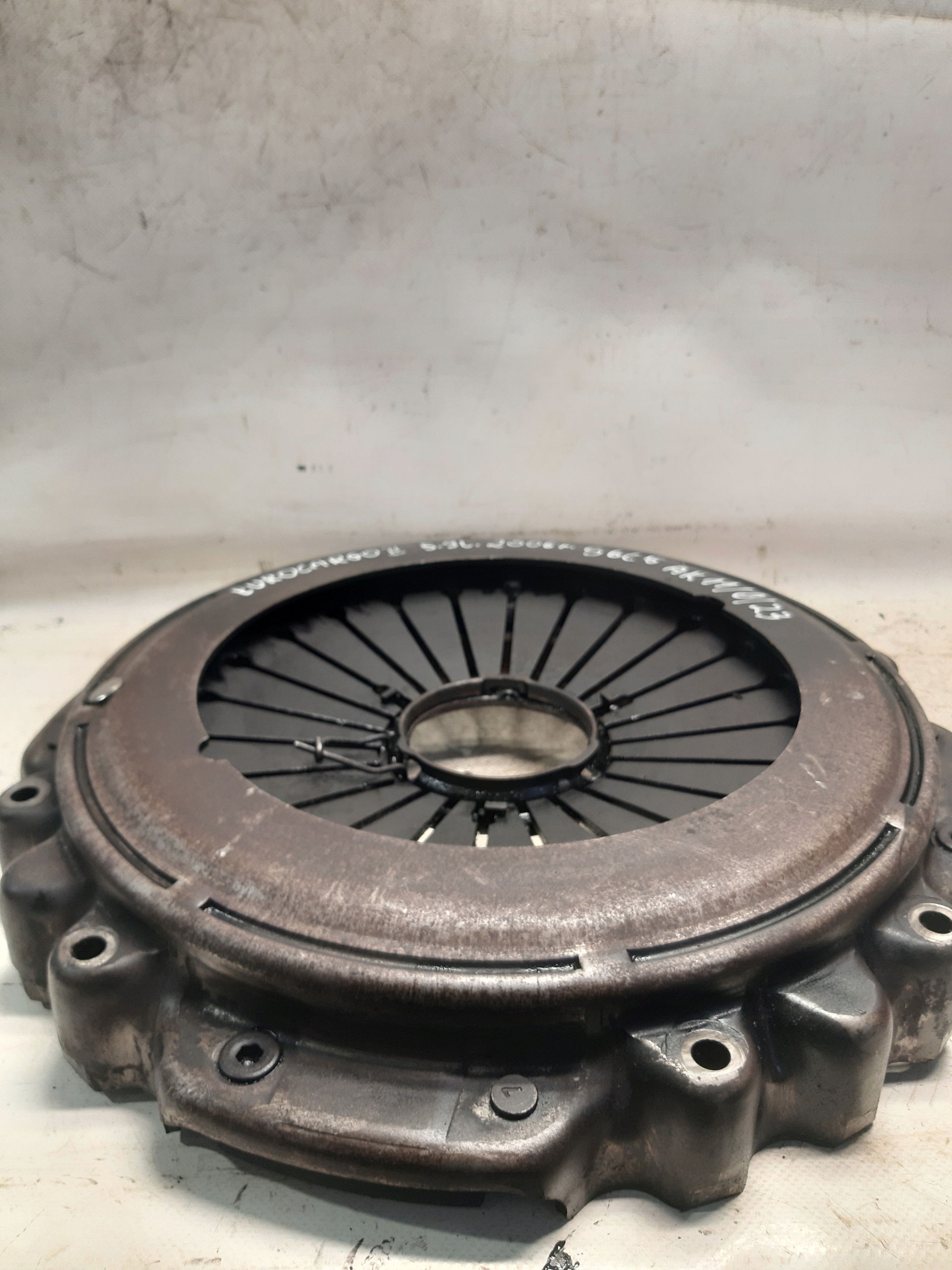 de pression VALEO Embrayage IVECO EUROCARGO II 2 5.9