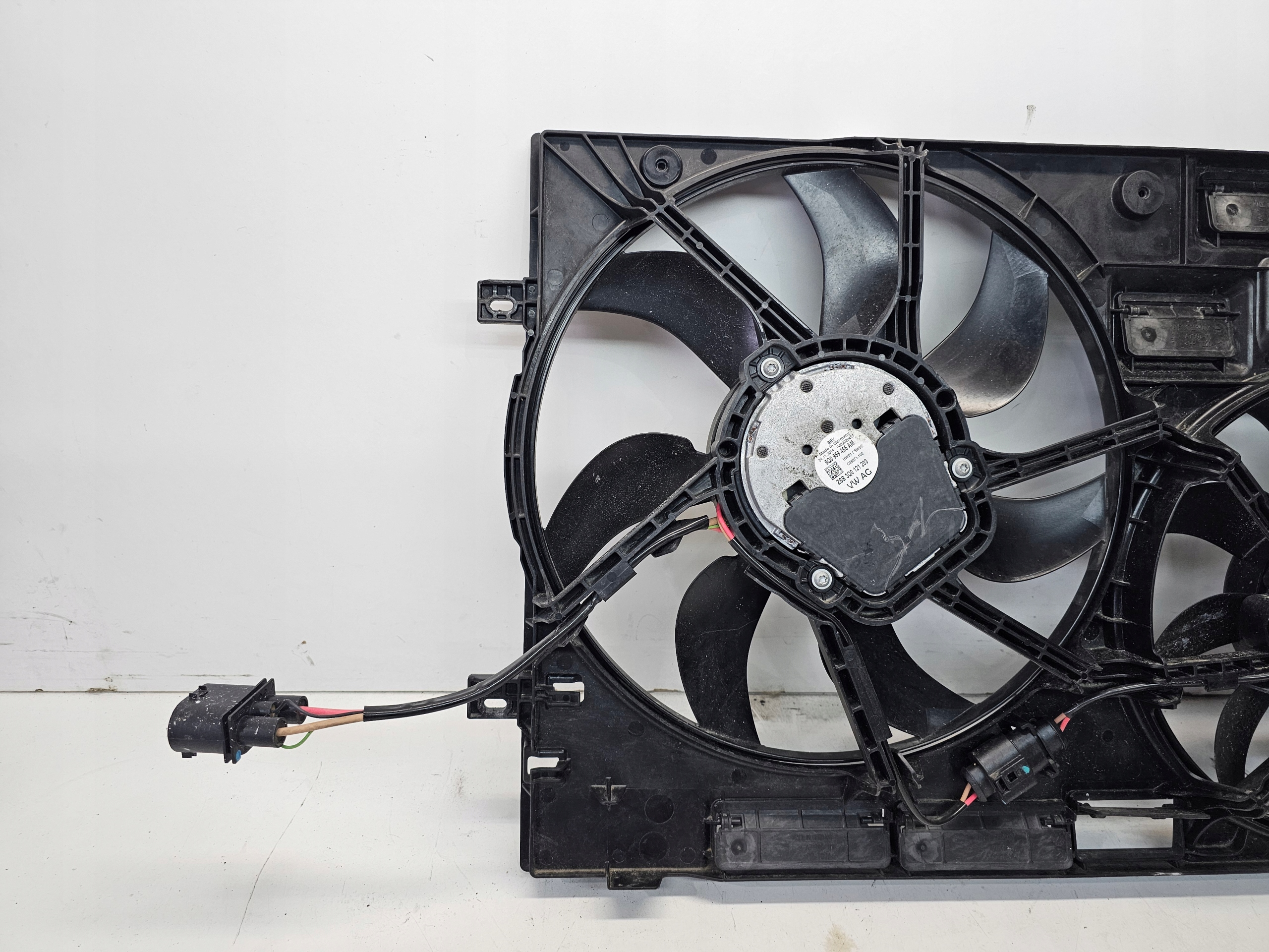 obal ventylátorov ventilátor AUDI VW SEAT SKODA 3Q0121205