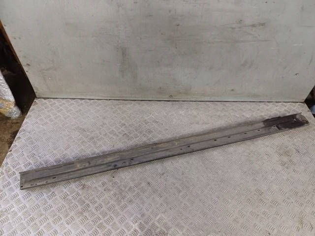 mitsubishi oe 6512A479 порог молдинг порога