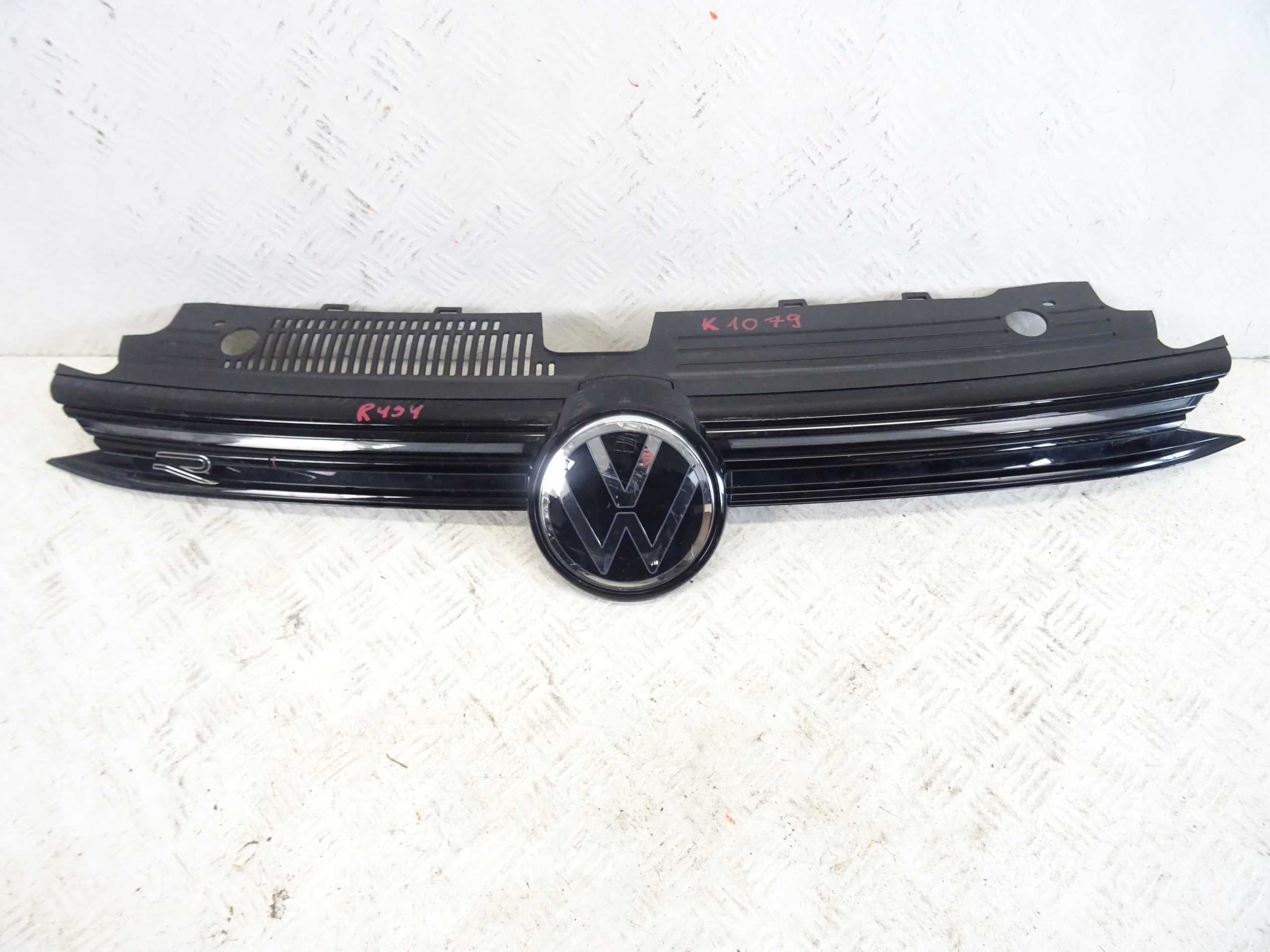 grill grille radiator front front VW GOLF VIII LIFT LED 5H0853651BE