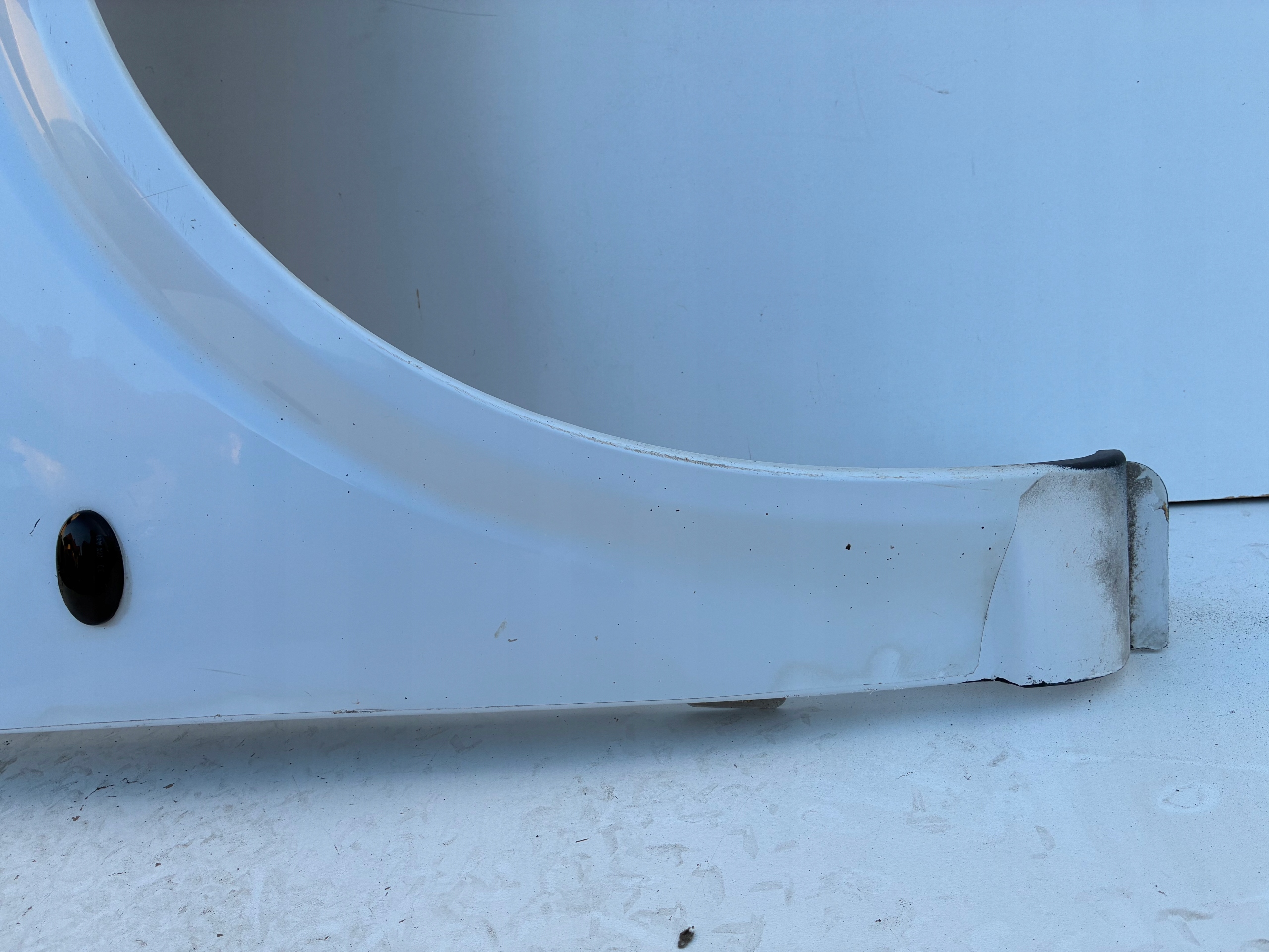 fender right front front Mercedes VITO II 639 03-10r. ==OEM==