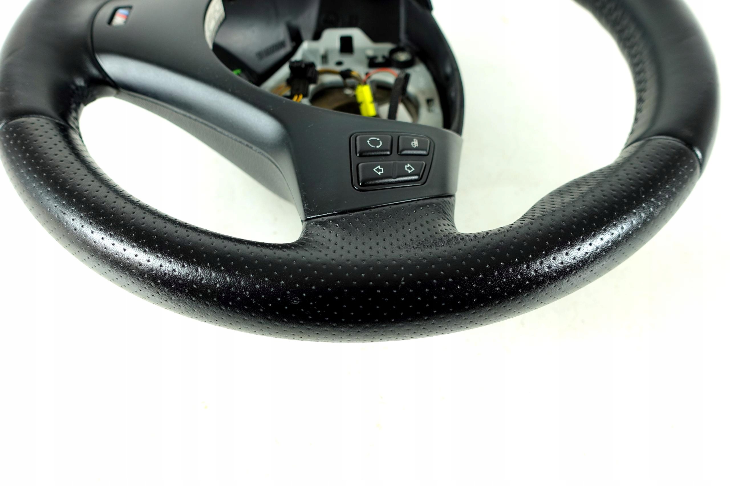 steering wheel, leather SKORZANA BMW 1 E81 E82 E87 3 E90 E91 M PAKIET m-packet