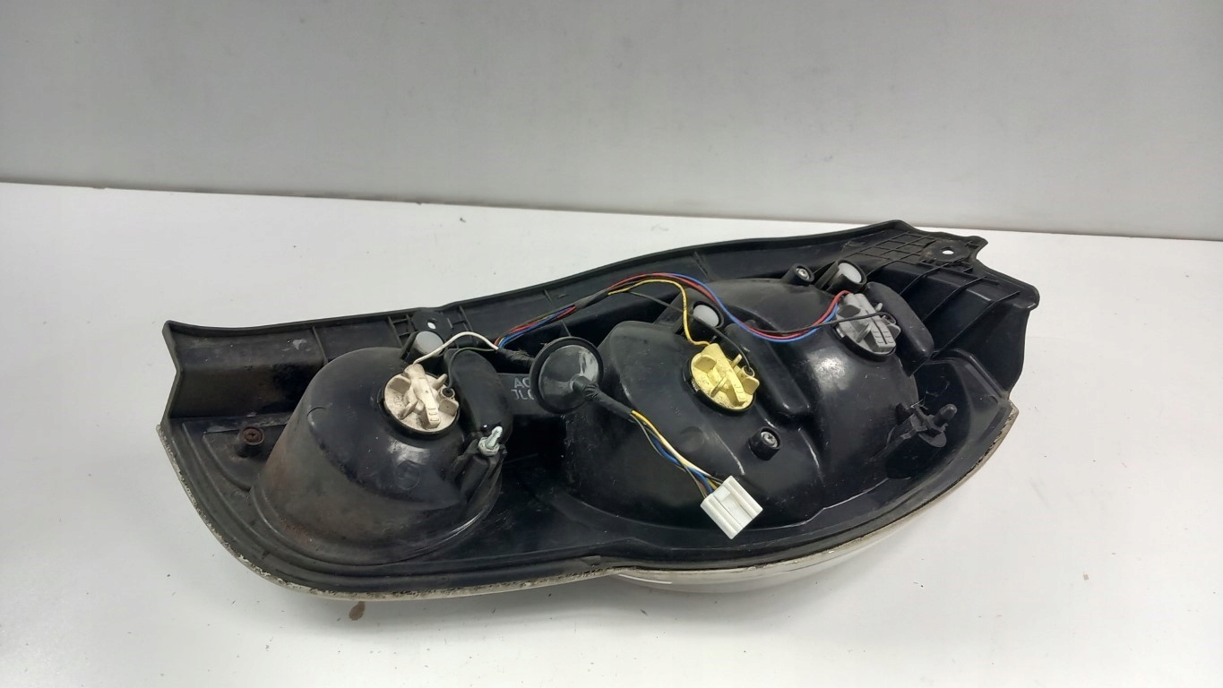 Chevrolet SPARK III M300 фонарь левый