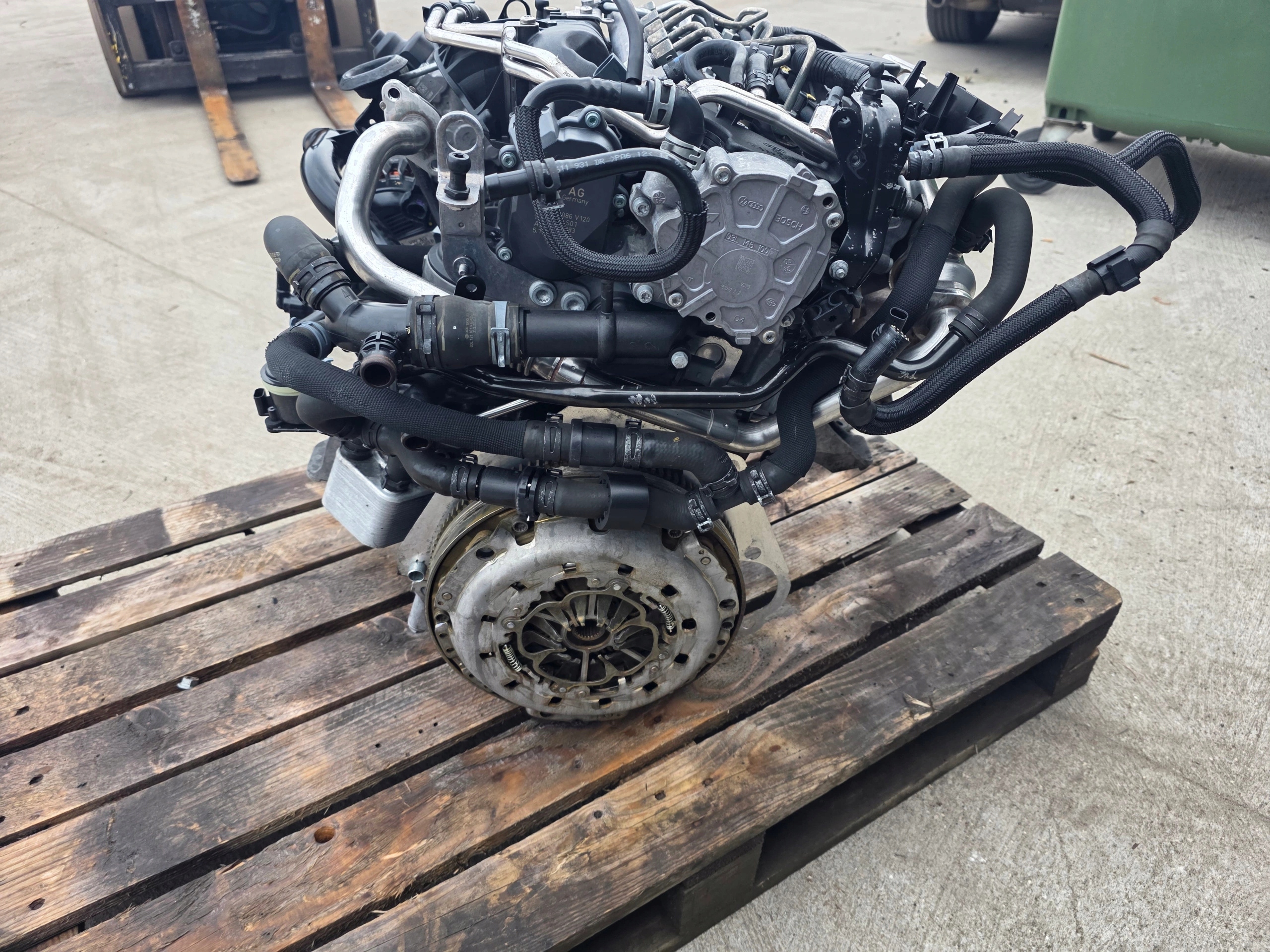 engine complete AUDI A4 B8 A5 A6 SEAT EXEO 2.0 TDI CAG CAGB 150007 KM !!!