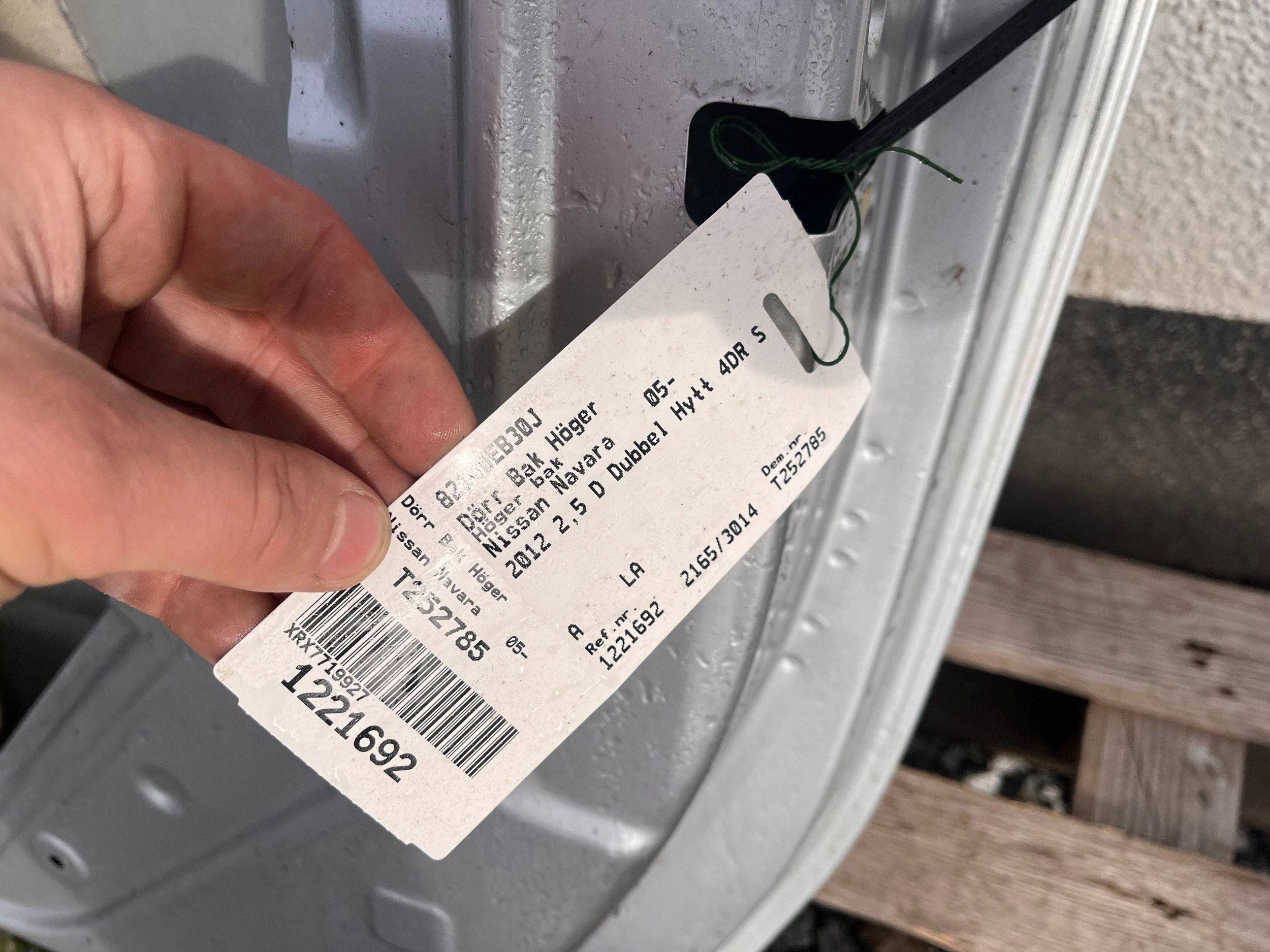 IDEALNE door rear. right side NISSAN NAVARA 2012 @M