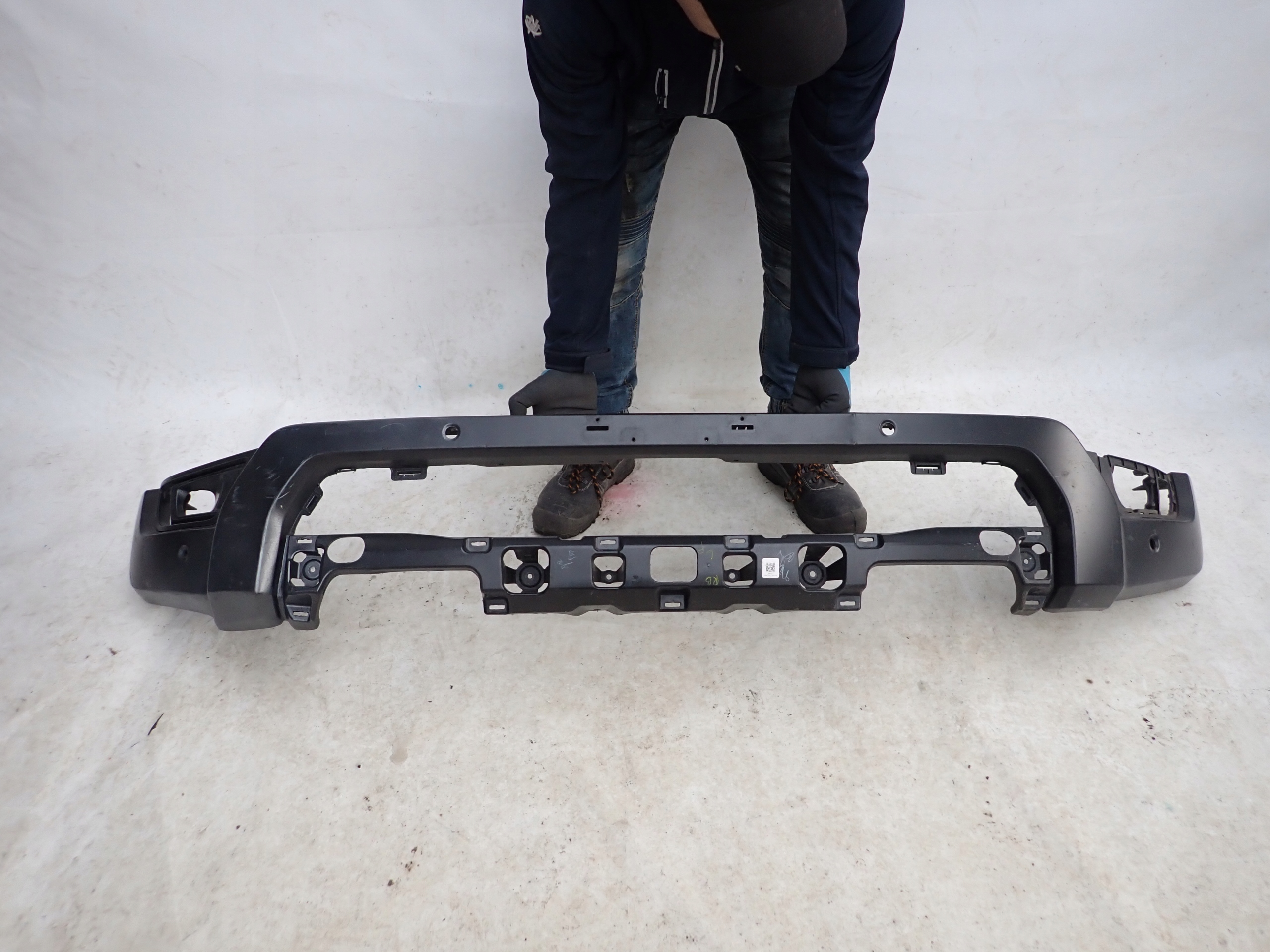 FORD RANGER IV RAPTOR 23- bumper front front PDC