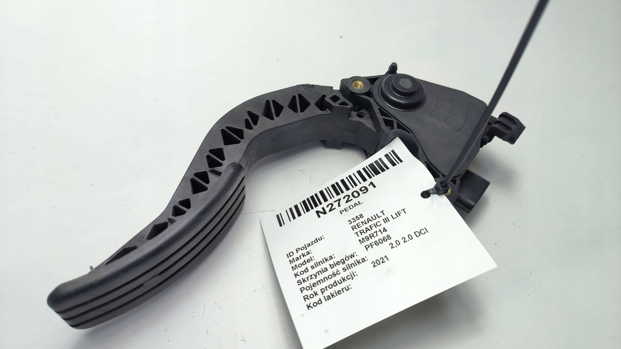 PEDAL 180024989R RENAULT TRAFIC III LIFT