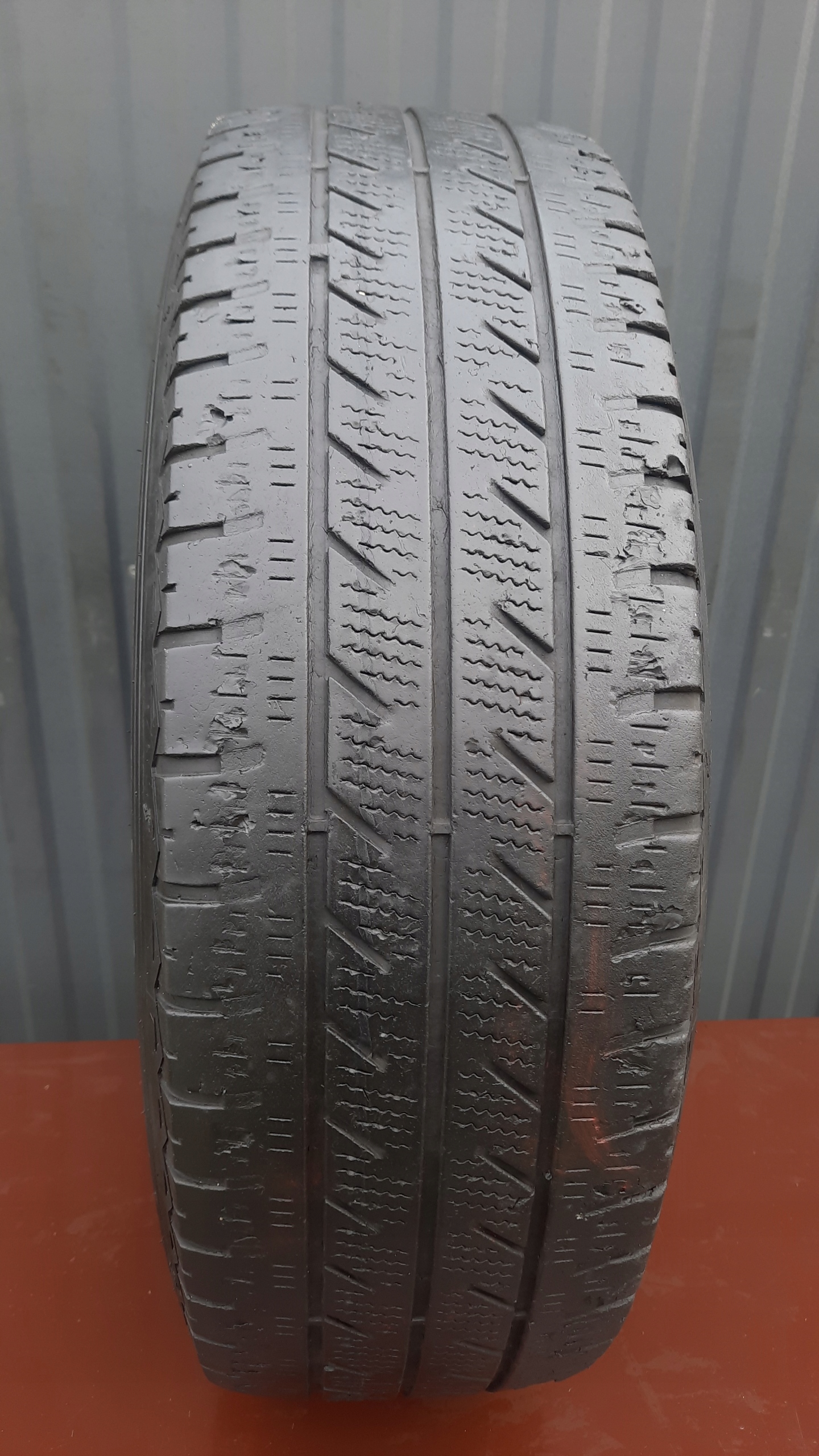 215/75R16C 116 / 114R Goodyear Vector 4Seasons Cargo