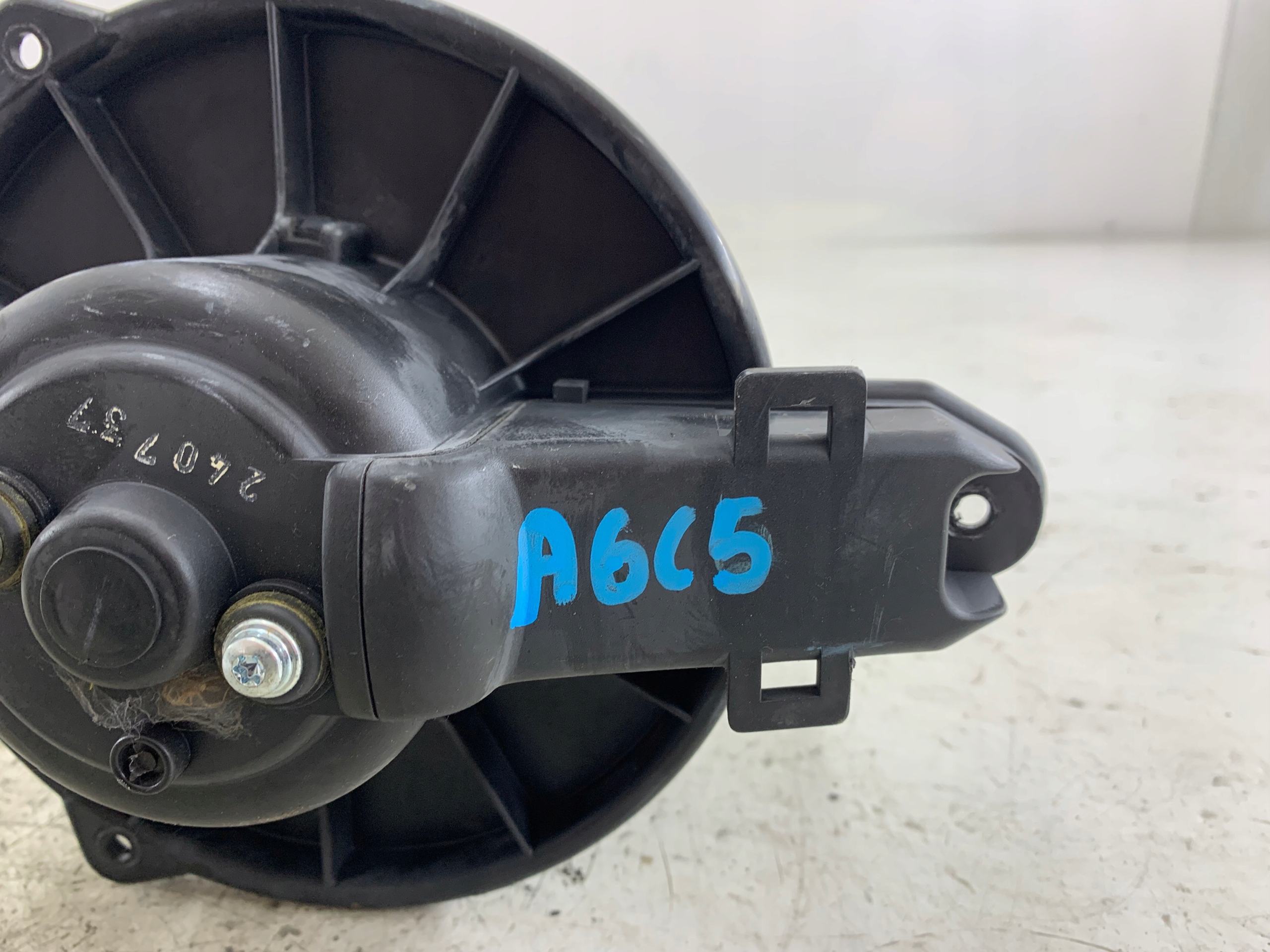 AUDI A6 C5 heating air conditioning devices 4B1820021