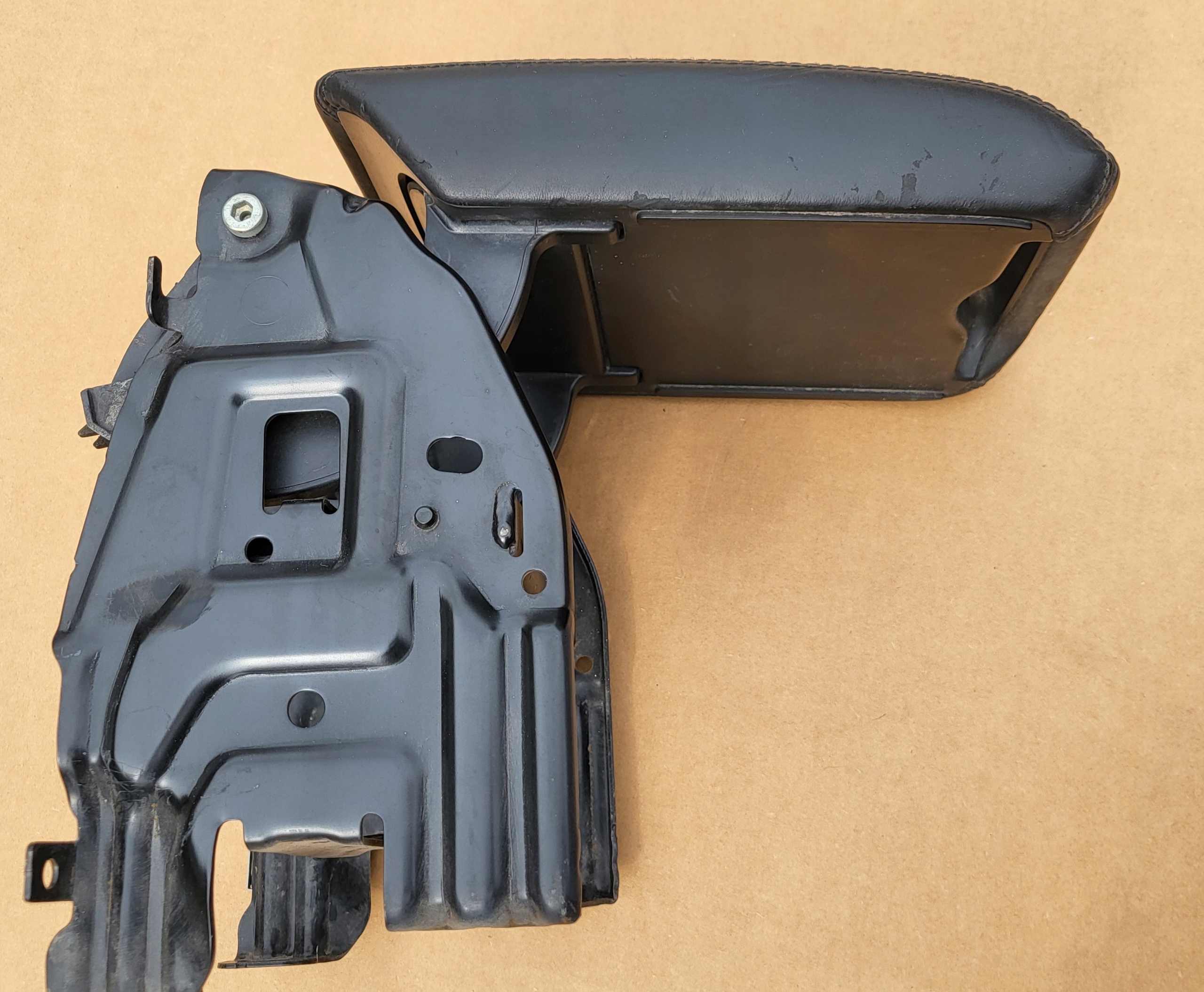 support armrest central AUDI A4 B8 8K A5 8T OE black leather
