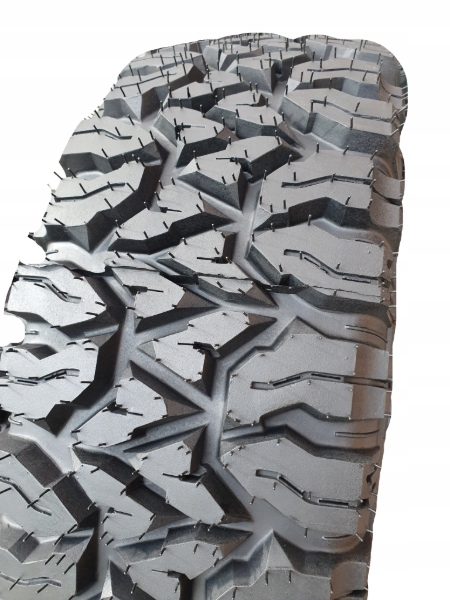 4x 215/65 R16 Opony Bieżnikowane Terenowe 4x4 Marka Viper