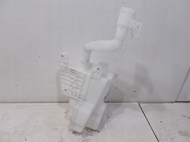 5G0955453AE - VW GOLF VII 5G 13-20 БАК ОМЫВАТЕЛЯ ORG