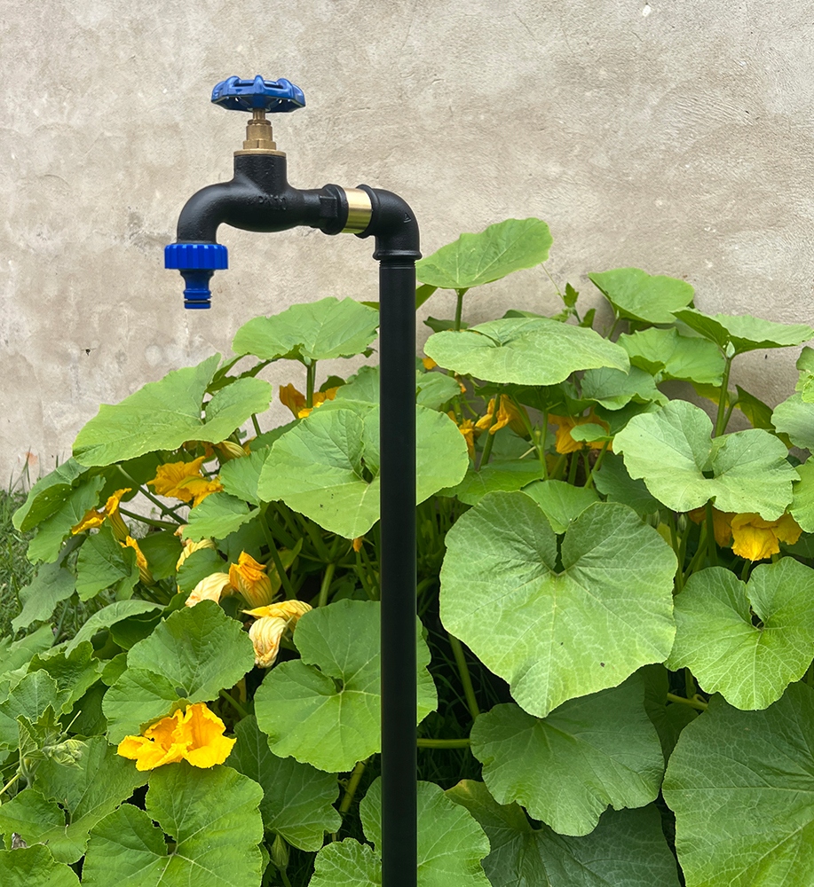 Kran ogrodowy Słupek hydrant rura loft Czarny 60cm Marka inna