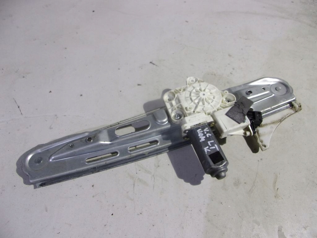Opel Vectra C kombi window regulator left rear part