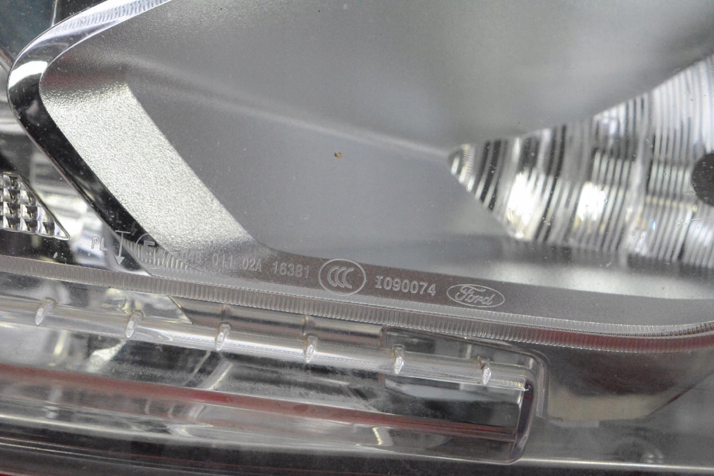 fog light left front front CV44-13B221-AE FORD KUGA MK2 13-20