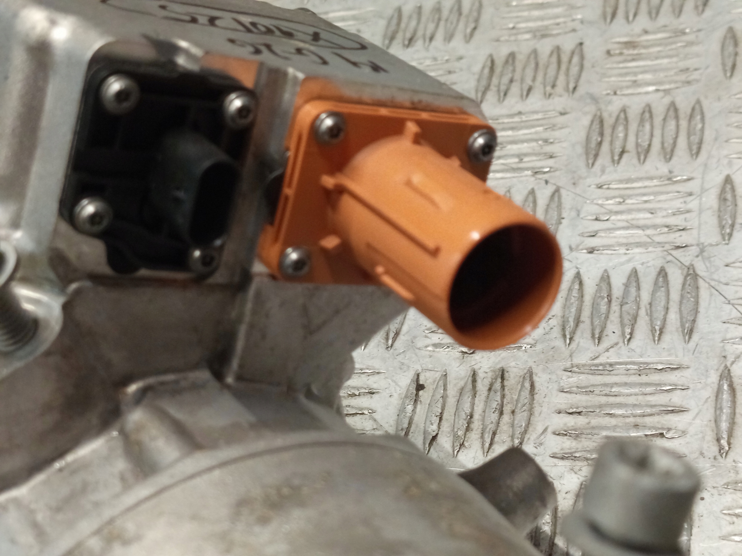 BMW OE 5A7D233 I4 G26 компрессор кондиционера