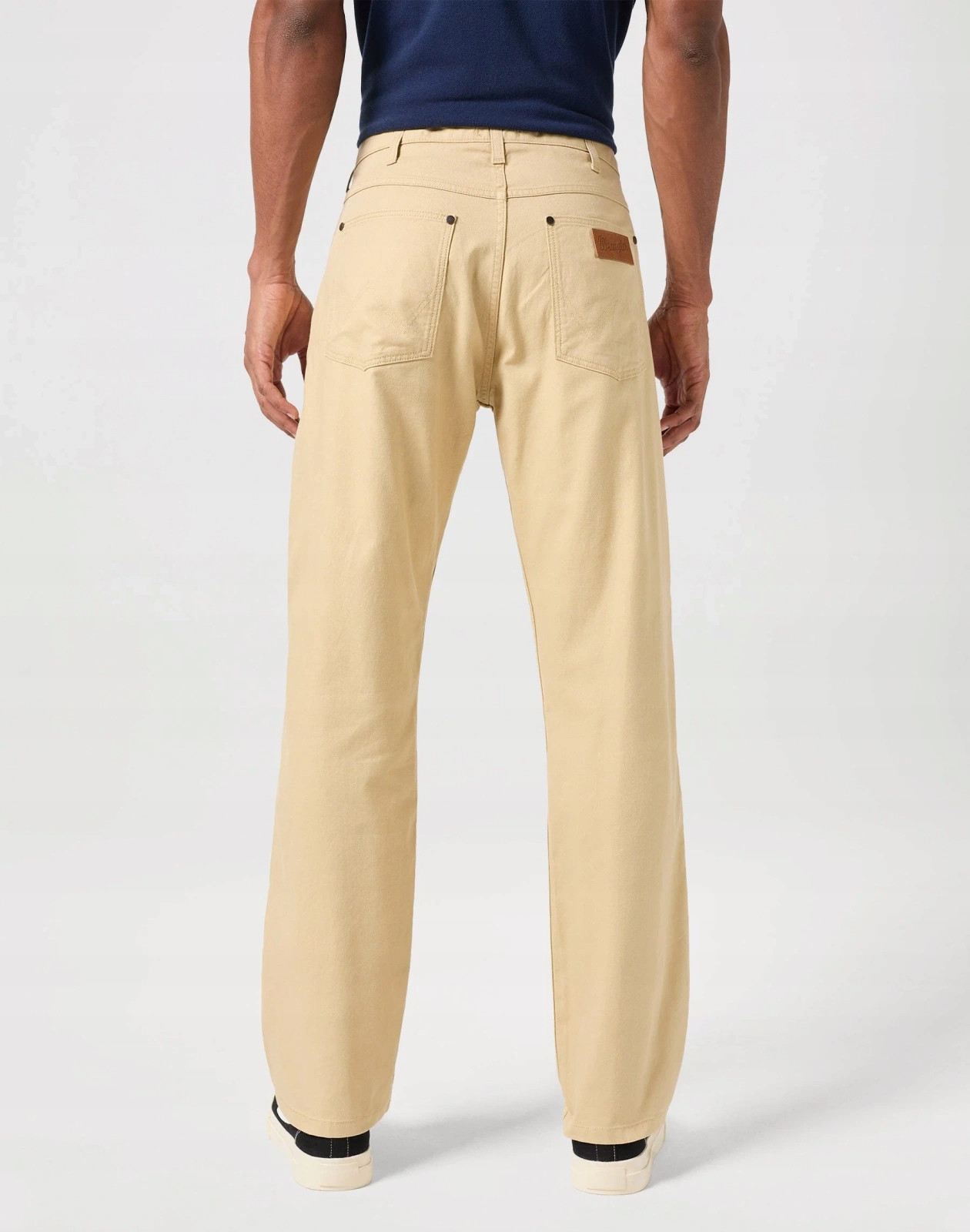 Pánské jednoduché džíny Wrangler Frontier Sorbet 112350826 31/32