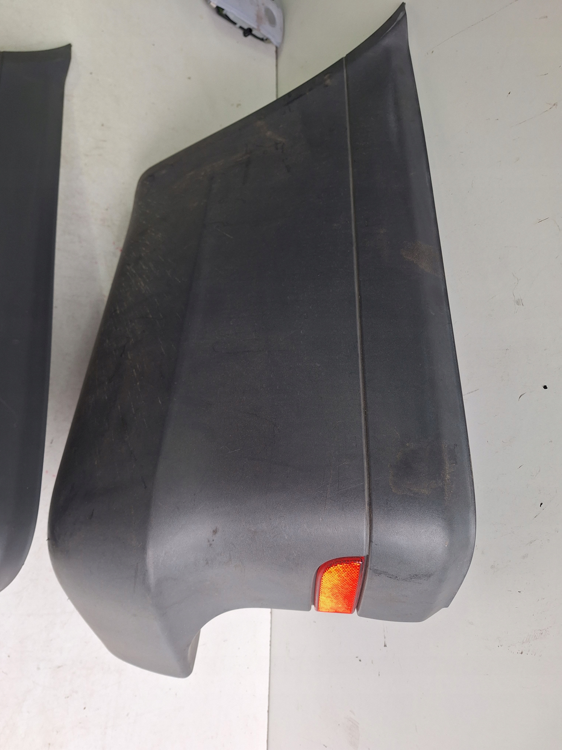 MERCEDES VITO 05-14 Pare choc Unité d’angle Gauche