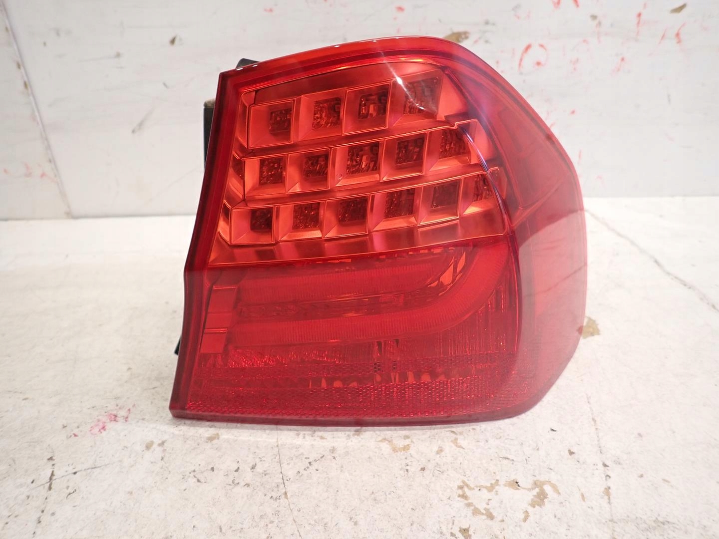 light rear part rear right BMW 3 E90 LIFT 2008-2012 sedan LED 7154154