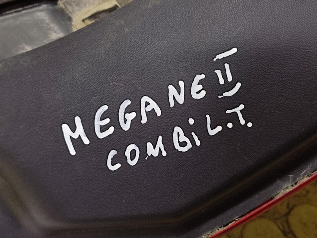 RENAULT MEGANE II KOMBI light left rear part 8200142684
