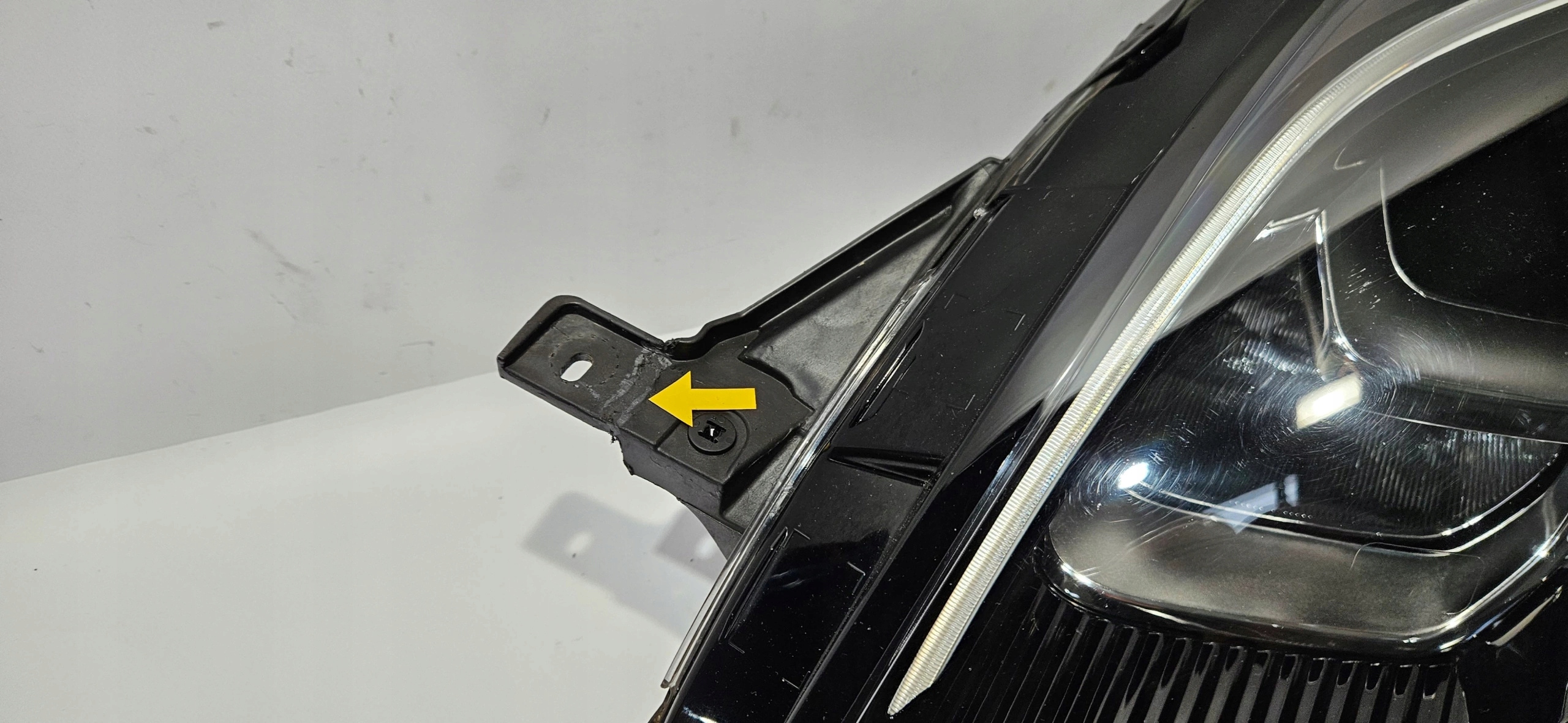 light left front LED FORD PUMA MK2 19- original L1TB-13E015-EK