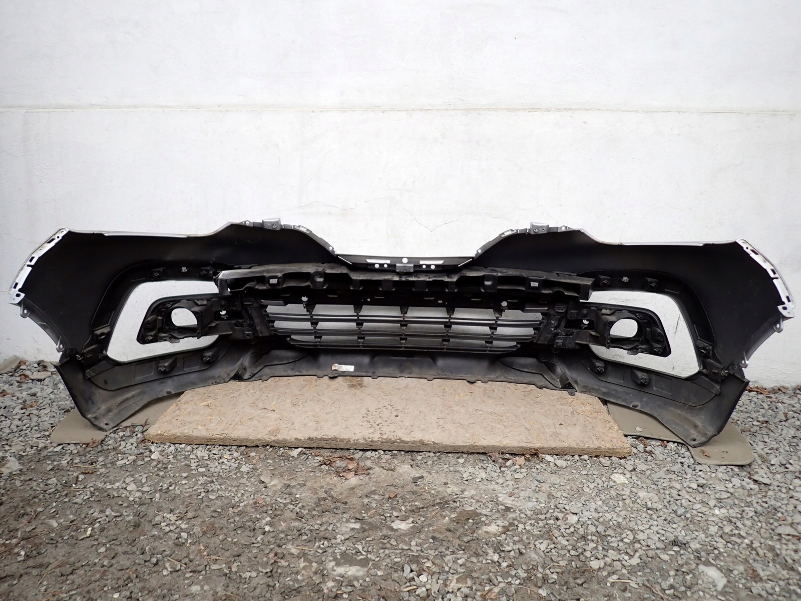 bumper front front RENAULT CAPTUR 1 and J5 LIFT 2017-2020R