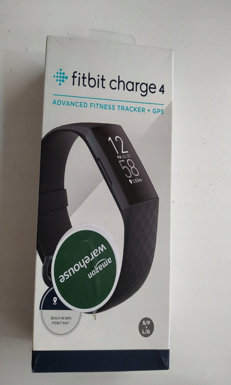 SMARTWATCH OPASKA ZEGAREK FITBIT CHARGE 4 CZARNY Kolor czarny