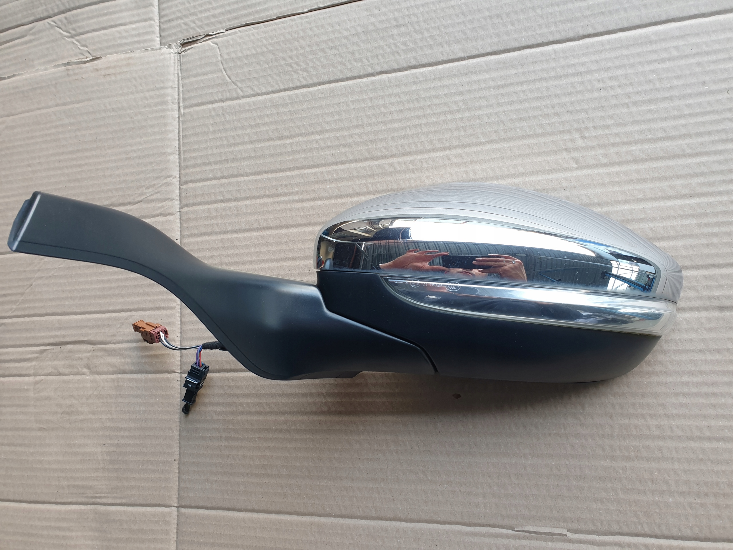 mirror left PEUGEOT 208 2013- 9 PIN CHROM EL. SKLADANE