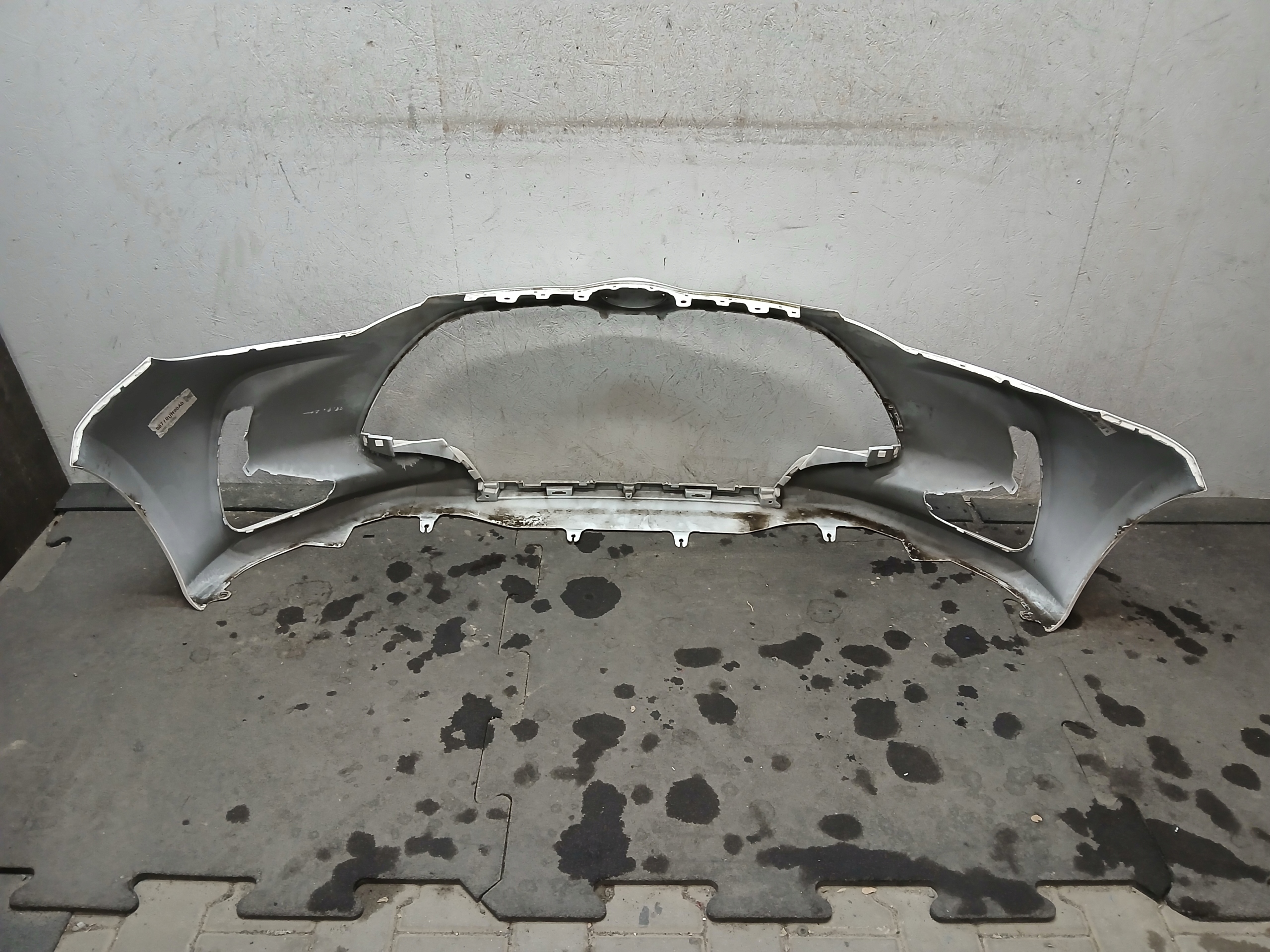 bumper front TOYOTA YARIS IV 4 20