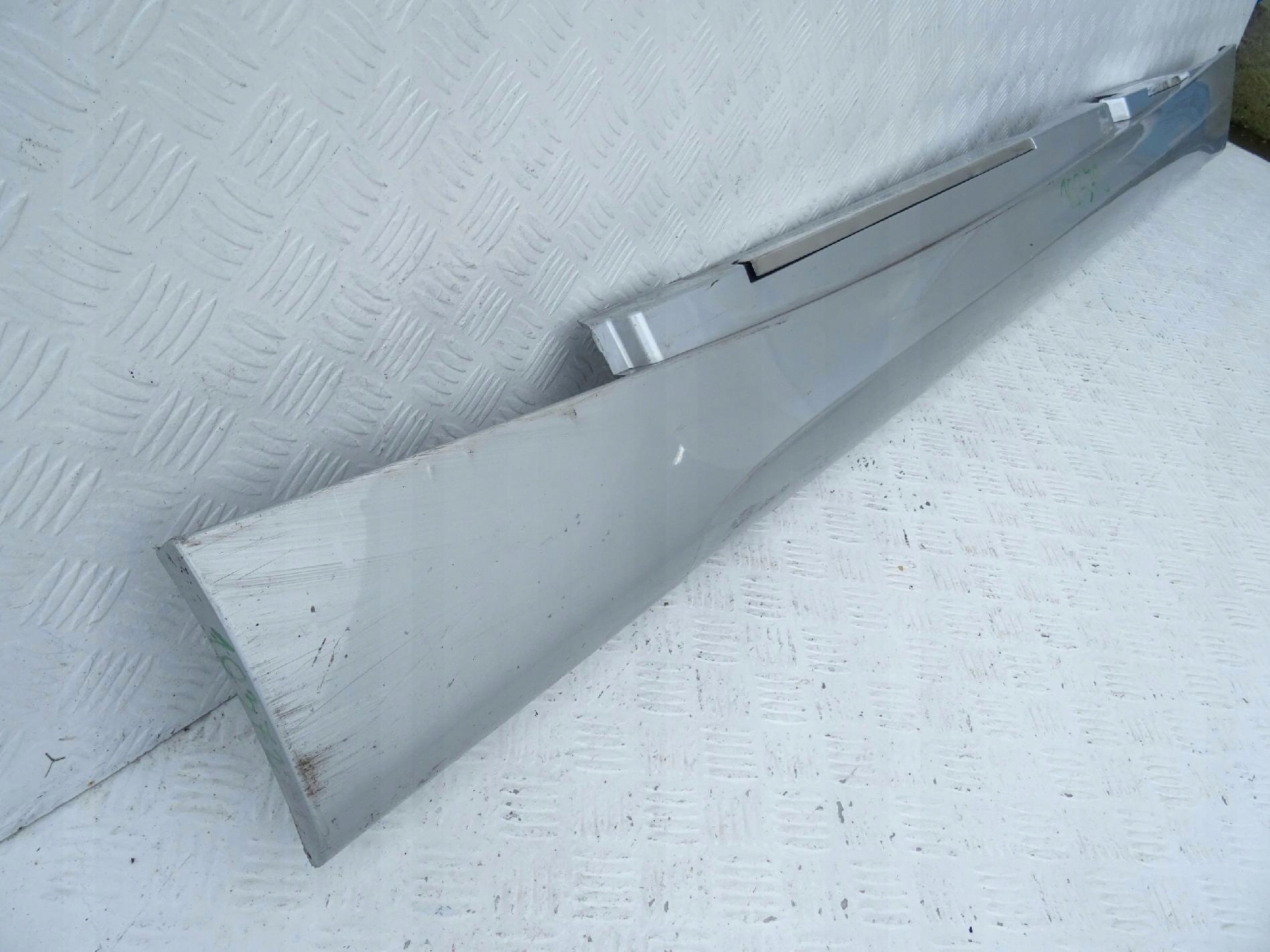 BMW 1 E87 m-packet 5D moulding threshold left left