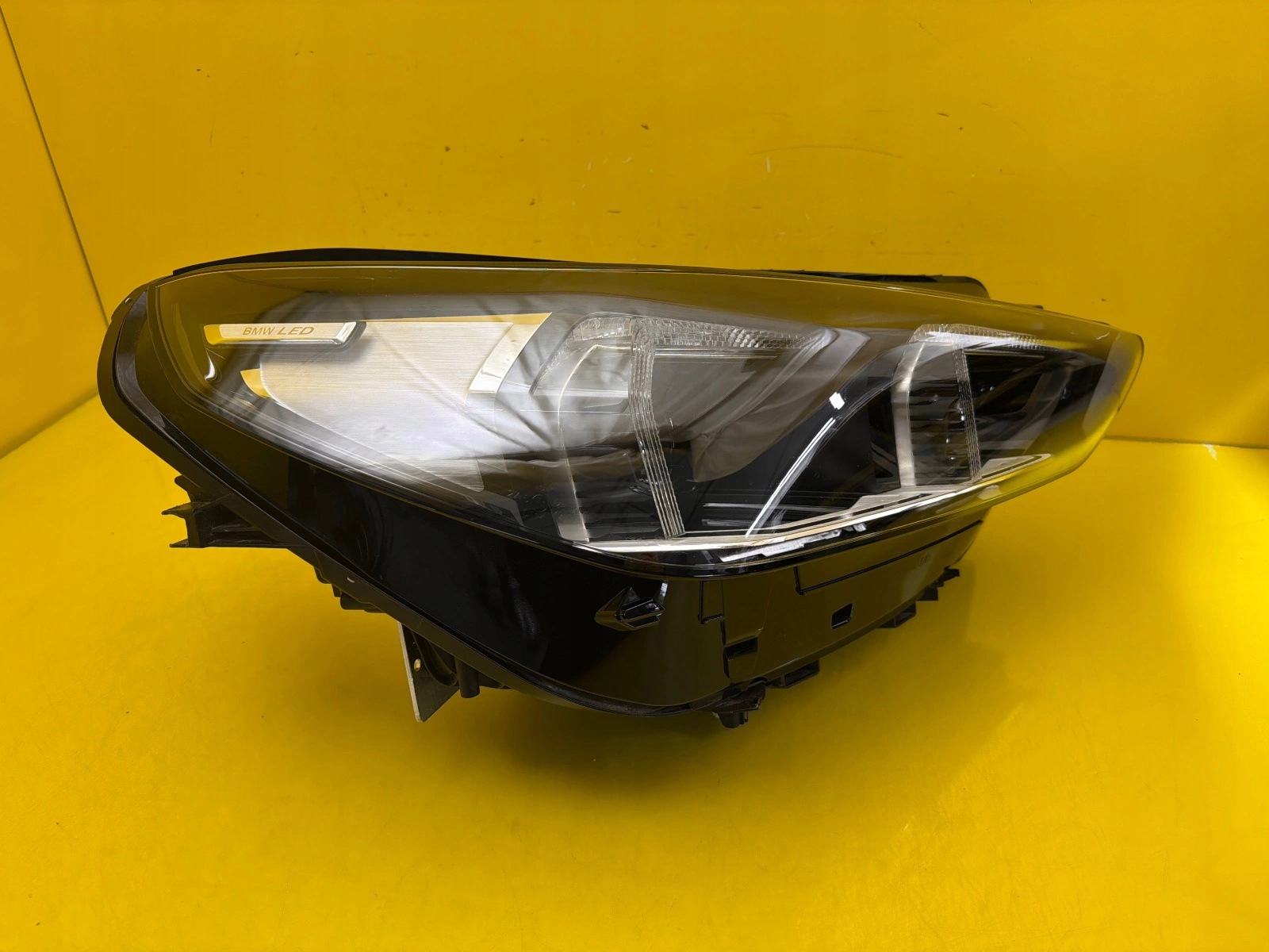 light right BMW X1 U11 2022- Full Led 5A5BD48-02