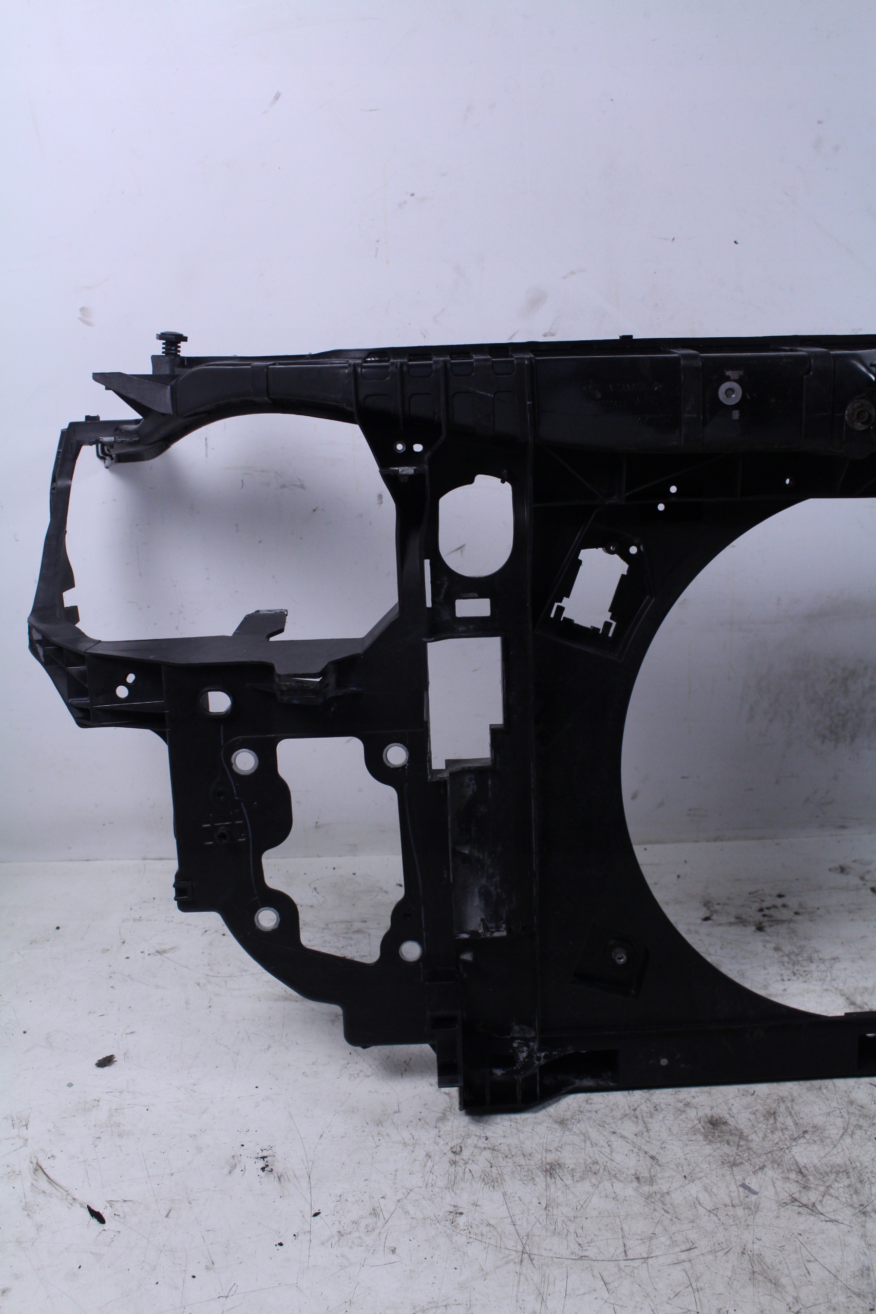 PAS WZMOCNIENIE PRZÓD JOURNEY FREEMONT 09r. Producent części Dodge OE