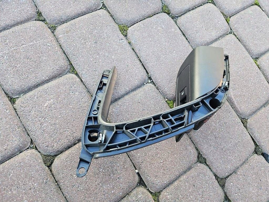 bracket handle boczka door rear part rear right switch Opel Insignia A