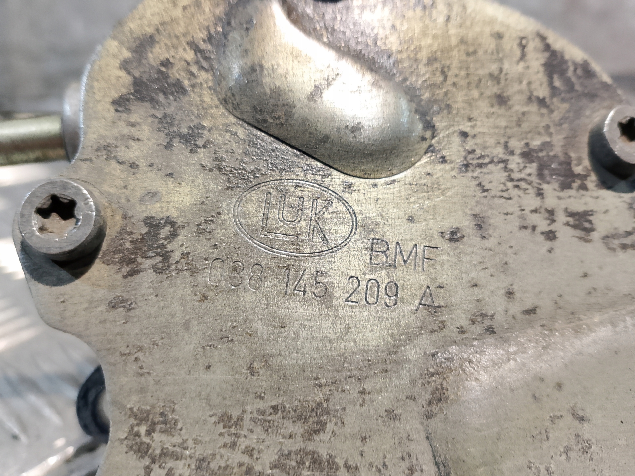 pumpa VACUM VAKUM 038145209A