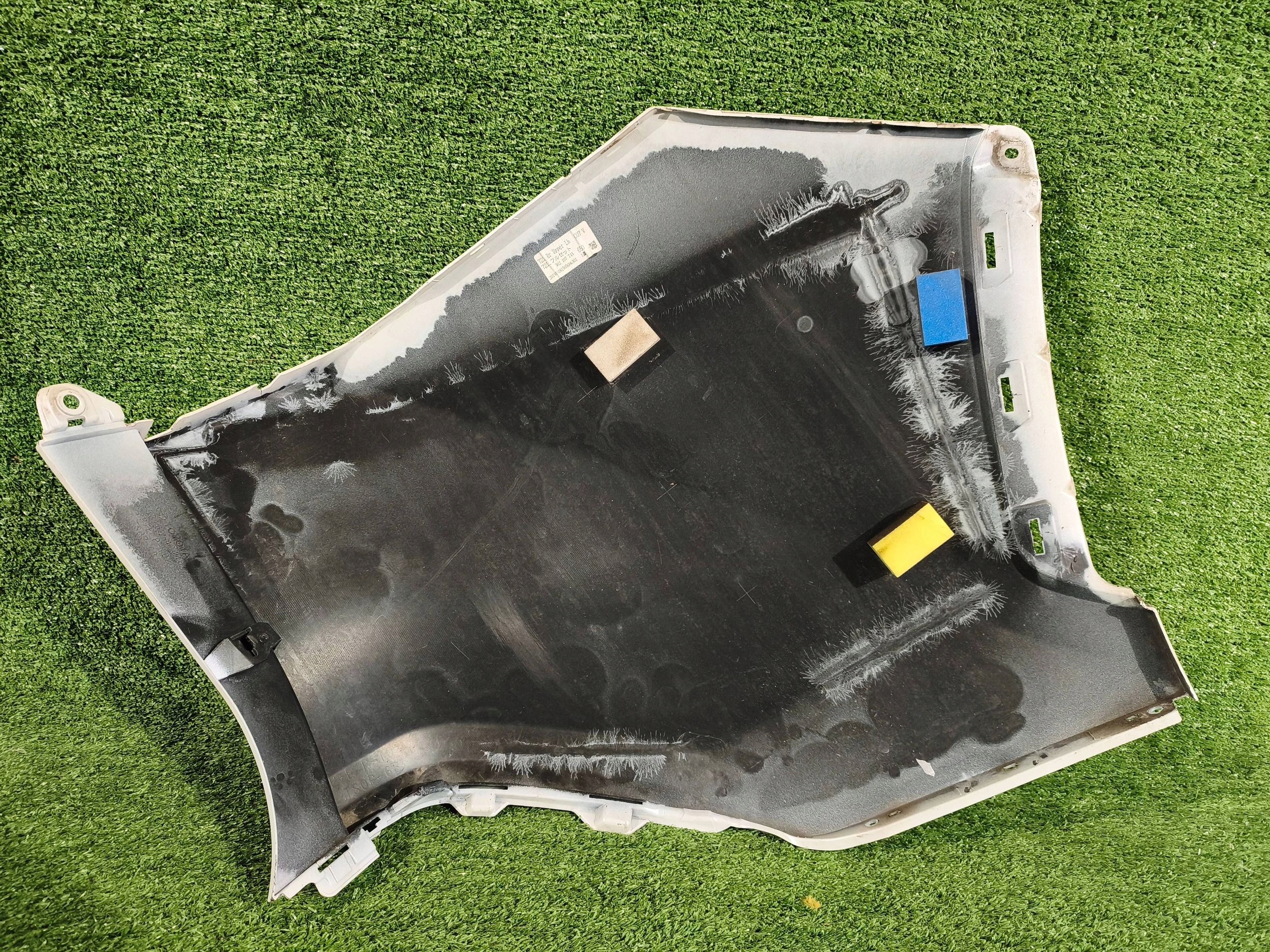 Ecke der Stoßstange links heck TOYOTA RAV4 V NR.34