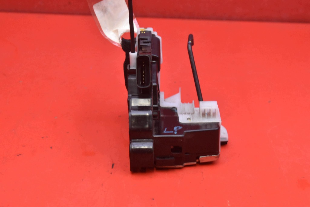 lock door left front front EU 81310-C8020 HYUNDAI I20 2 II GB 5D 14-20