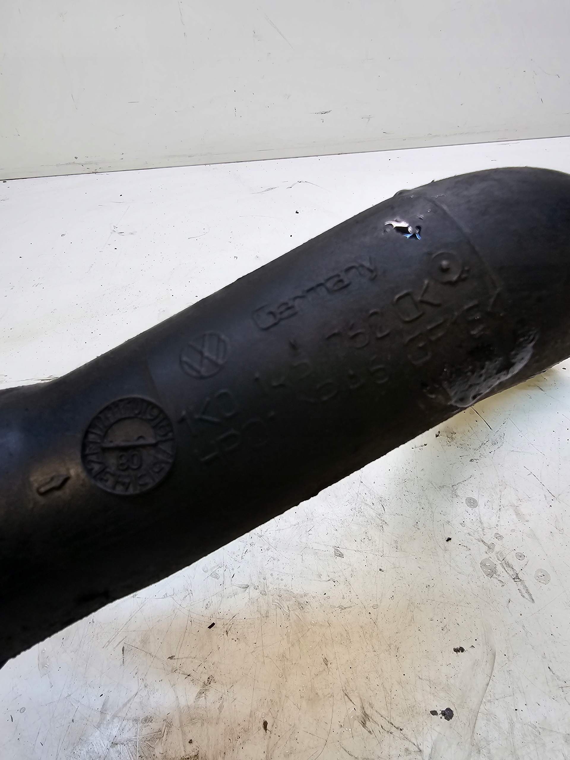 trouba hadice intercoolera AUDI VW SKODA 1K0145762CK