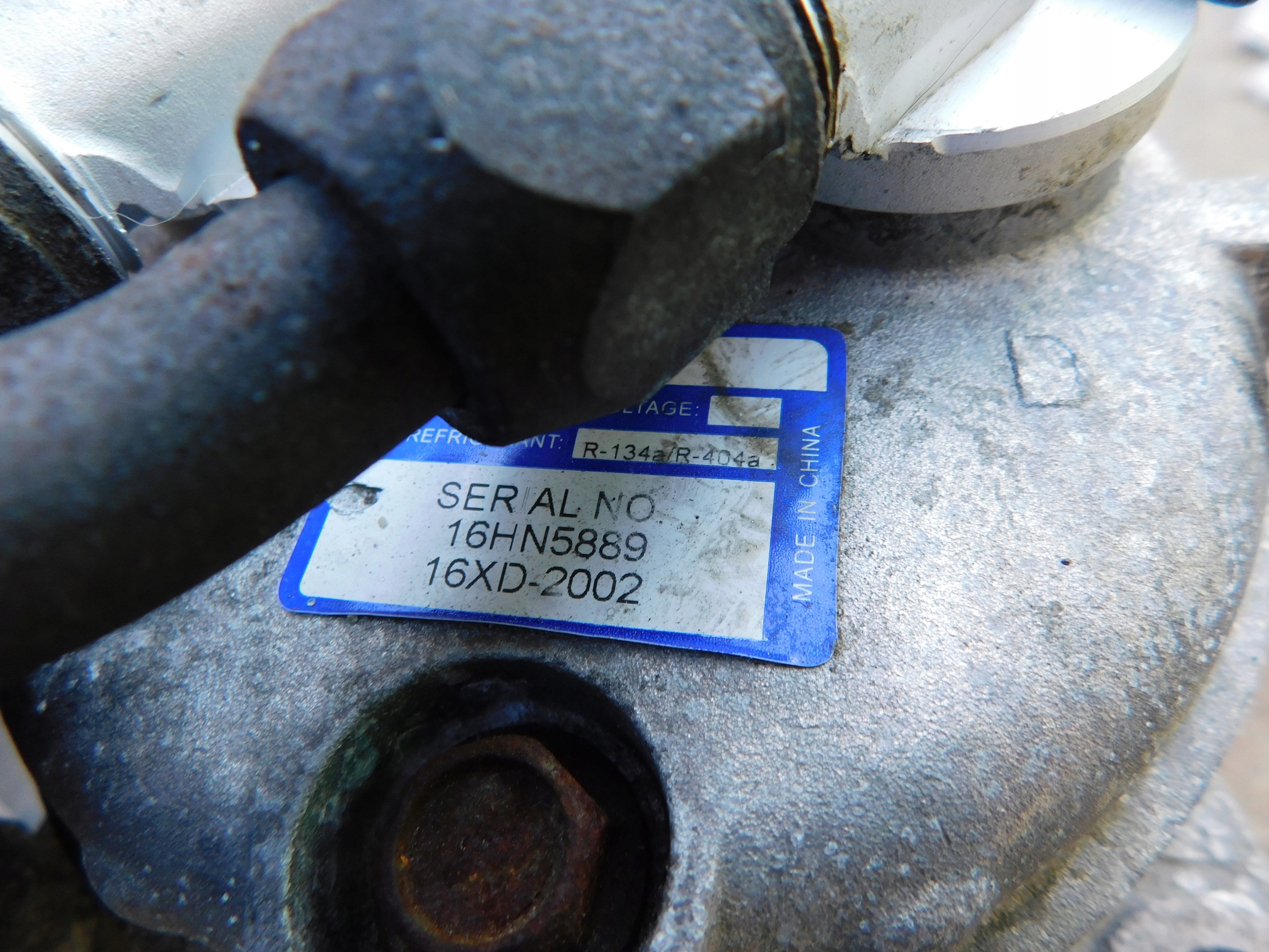 holder + kolko compressor agregatu Thermo King VW Crafter 2.0 tdi 16XD-2002