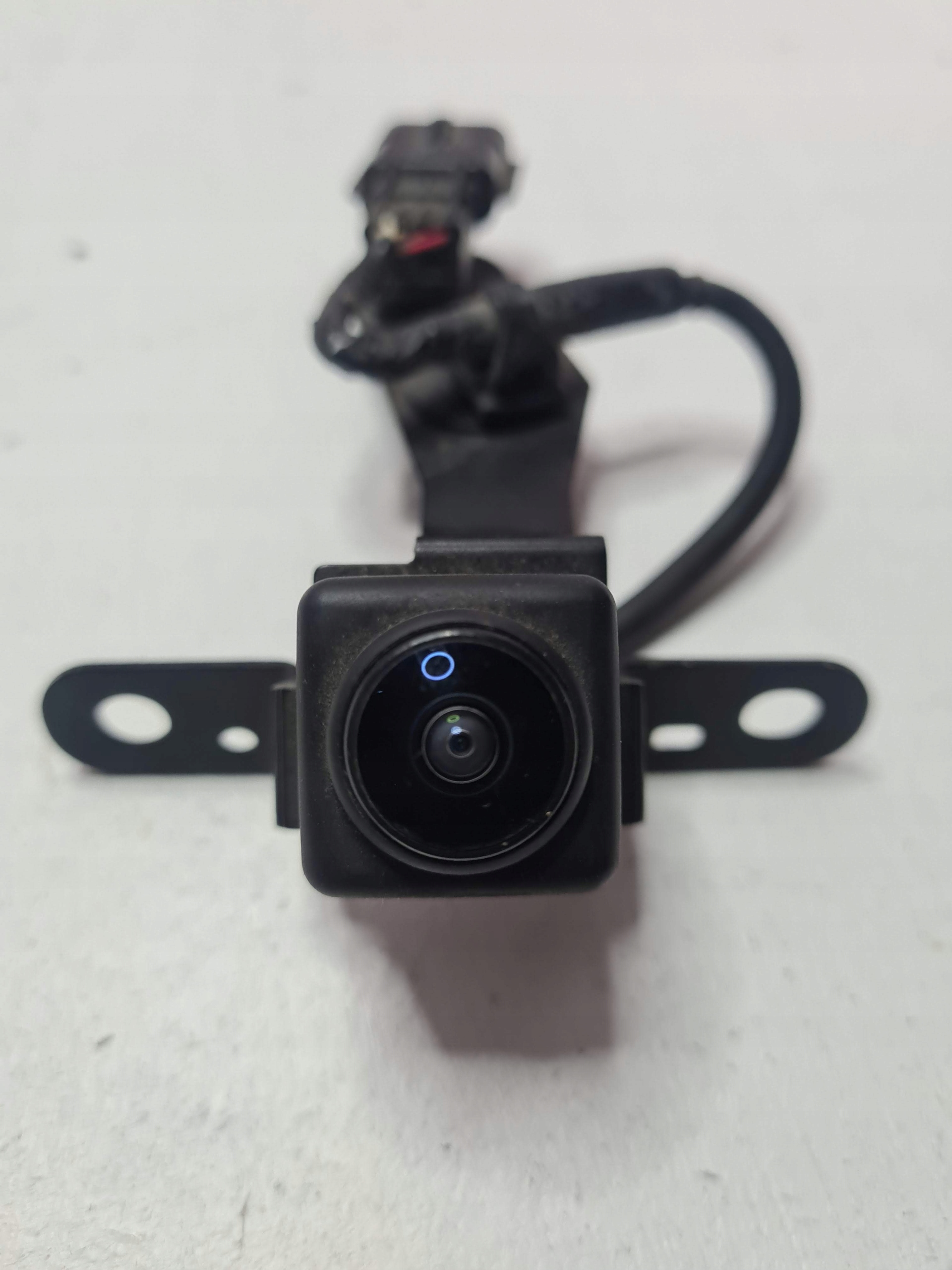 284F13VA1B - NISSAN NOTE II E12 передняя решетка камеры