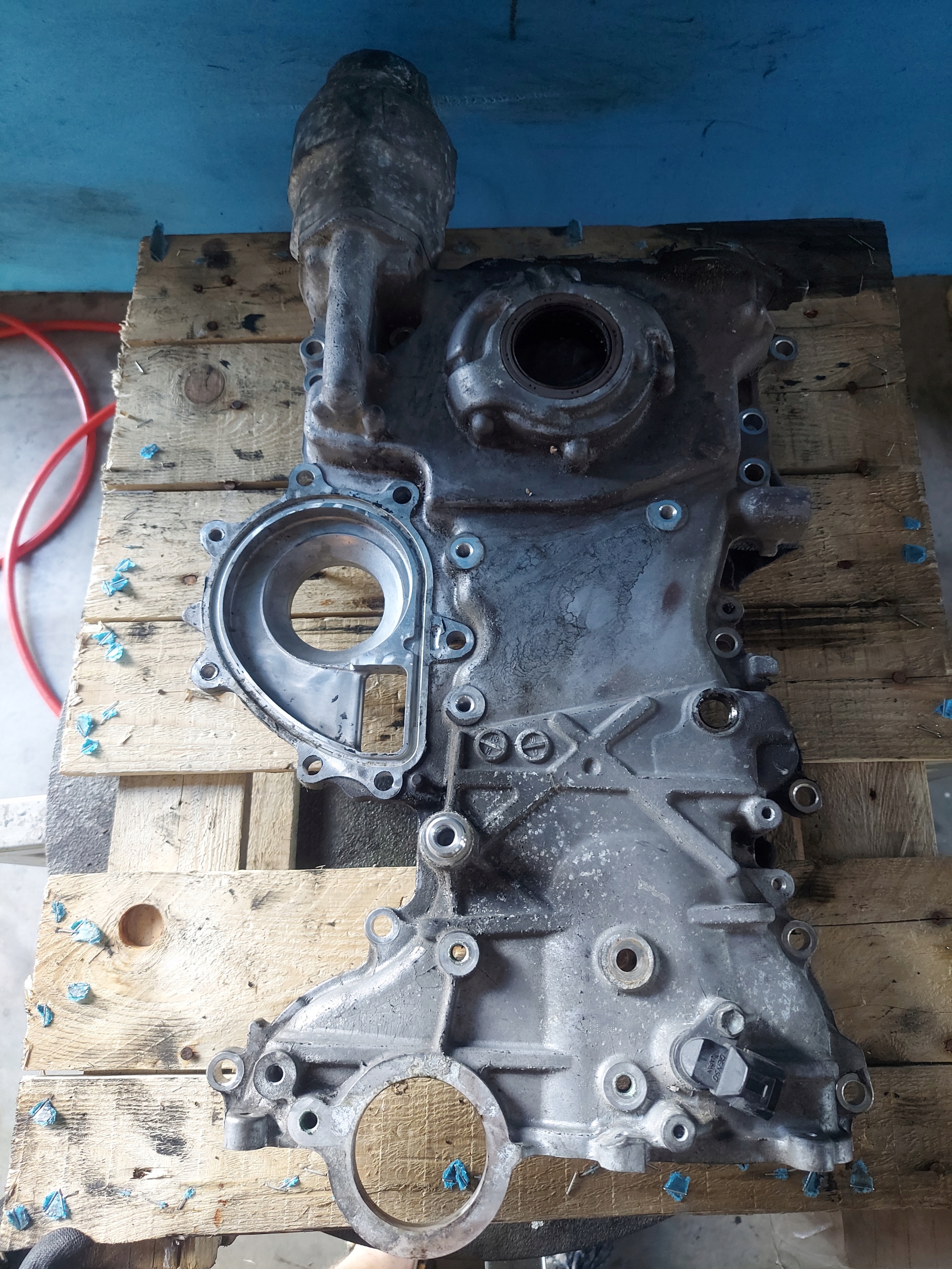 Couvercle carter distribution RAV-4, AVENSIS 2.2D4D 2AD