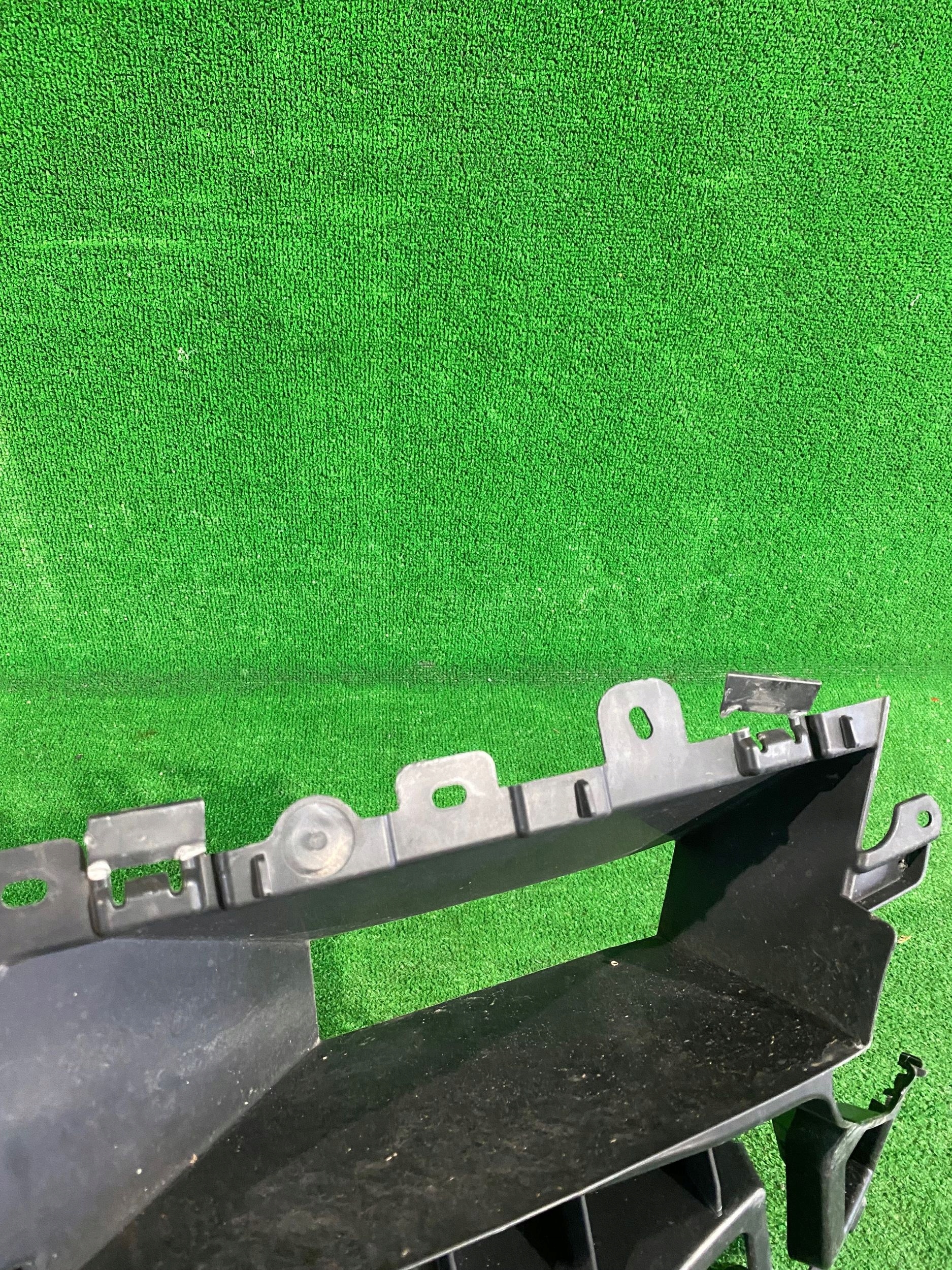 pillar of a bumper front support panel for radiators upper TOYOTA AYGO X NR.2222